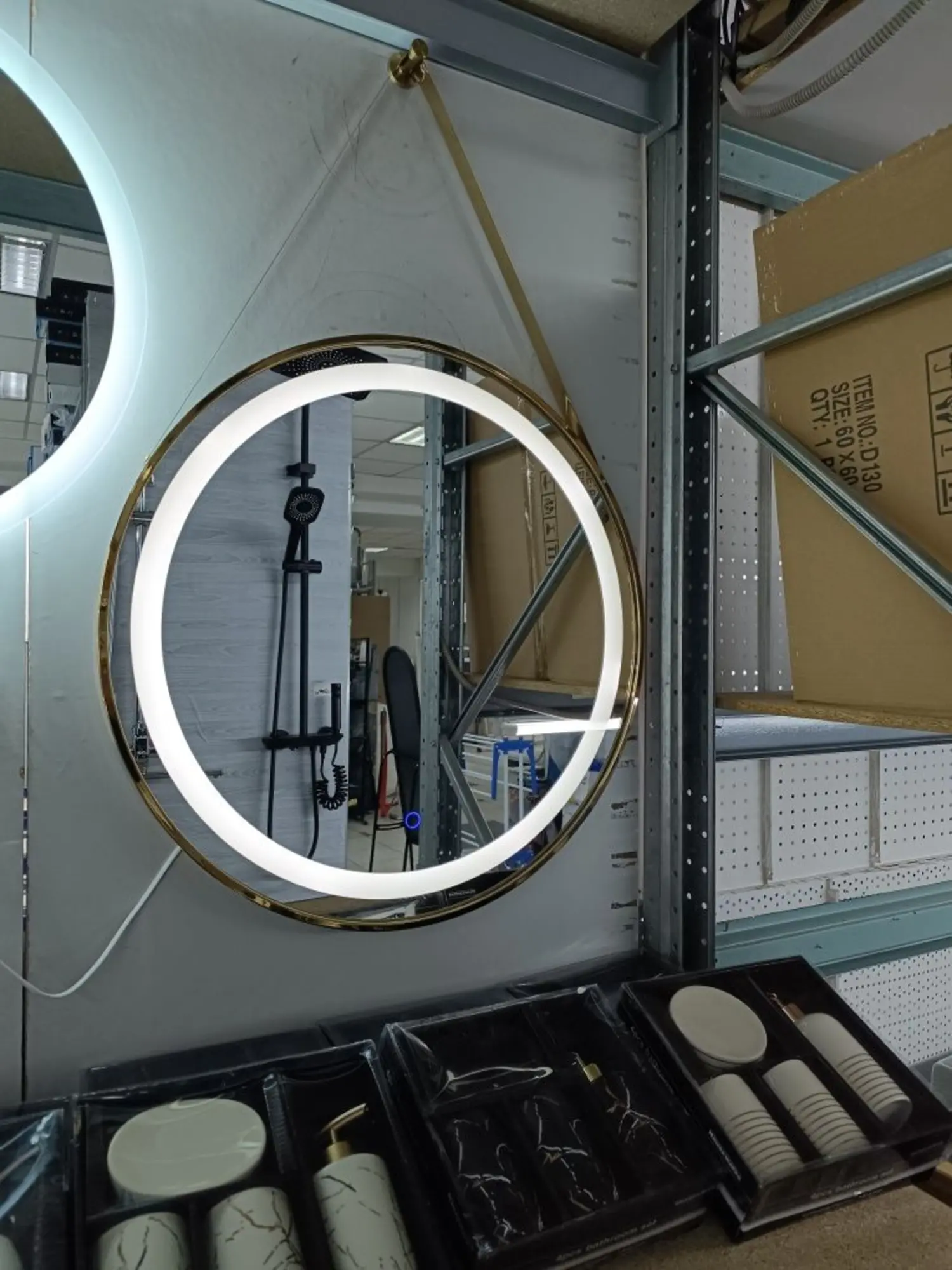 Зеркало с подсветкой (6 / 8)