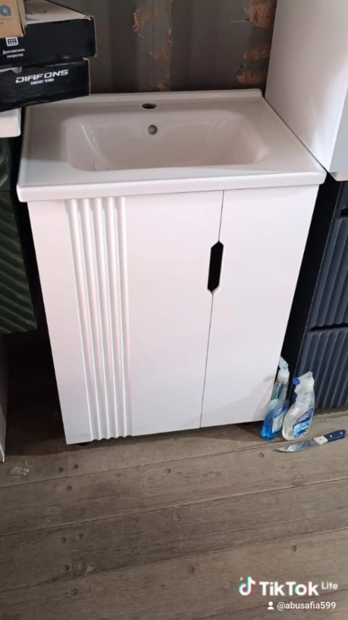 Тумба с раковиной акция доставка (2 / 8)