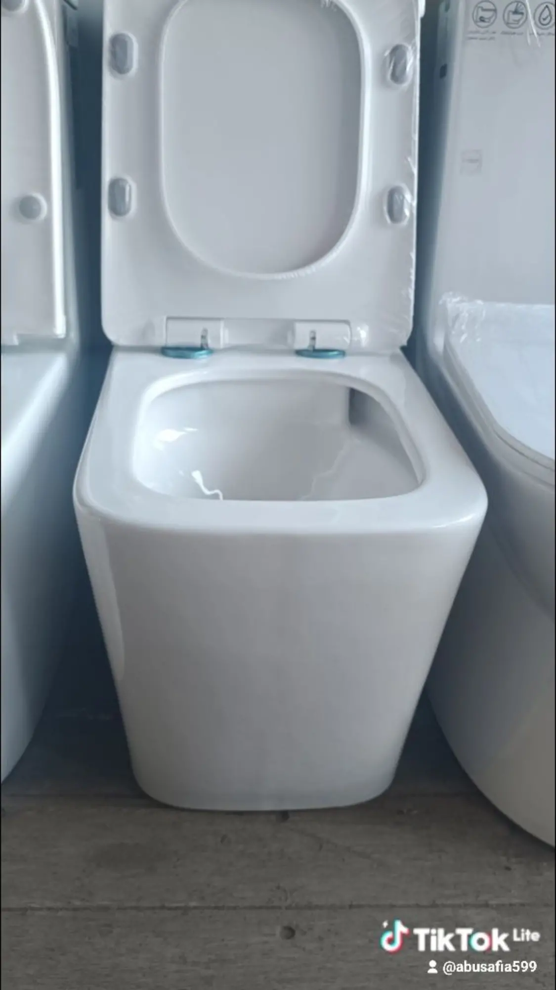 Унитаз моноблок торнадо (3 / 4)