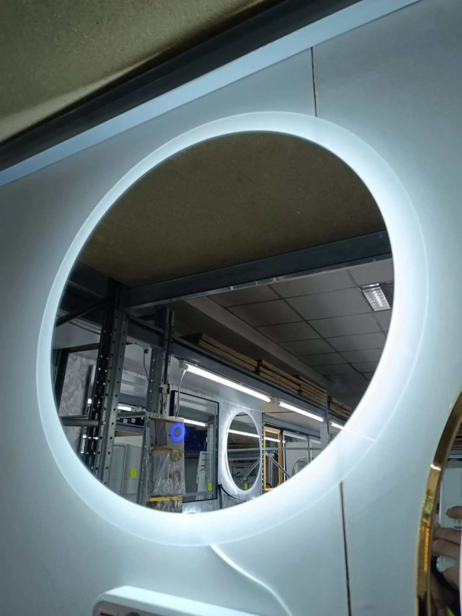 Зеркало с подсветкой акция доставка (2 / 8)