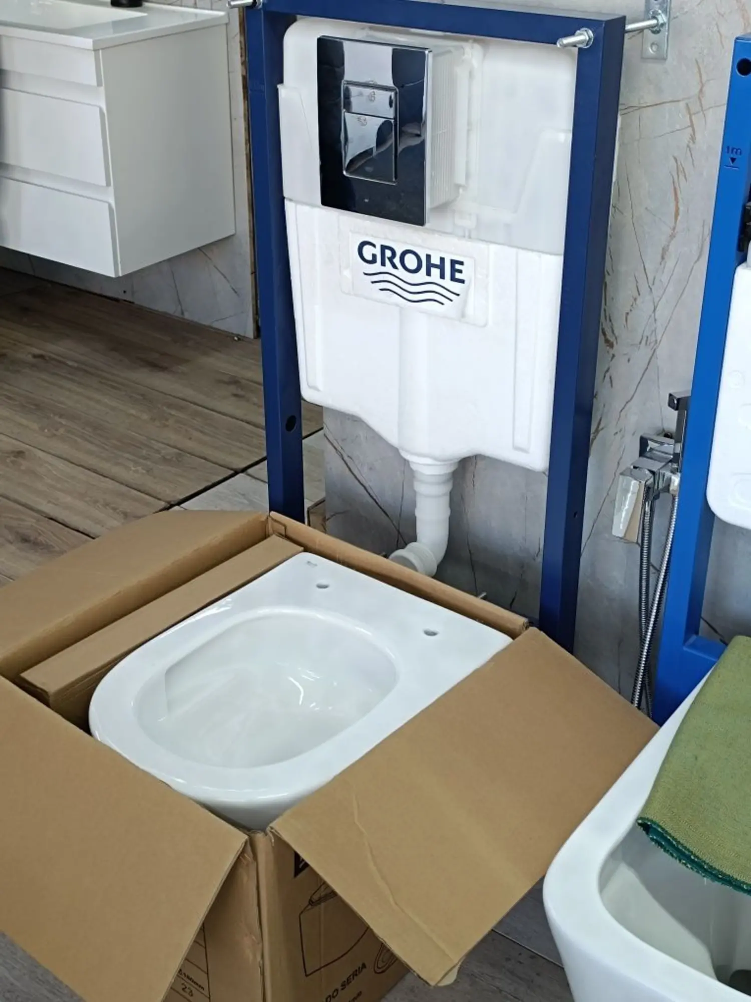 Инсталляция Grohe оригинал (1 / 8)