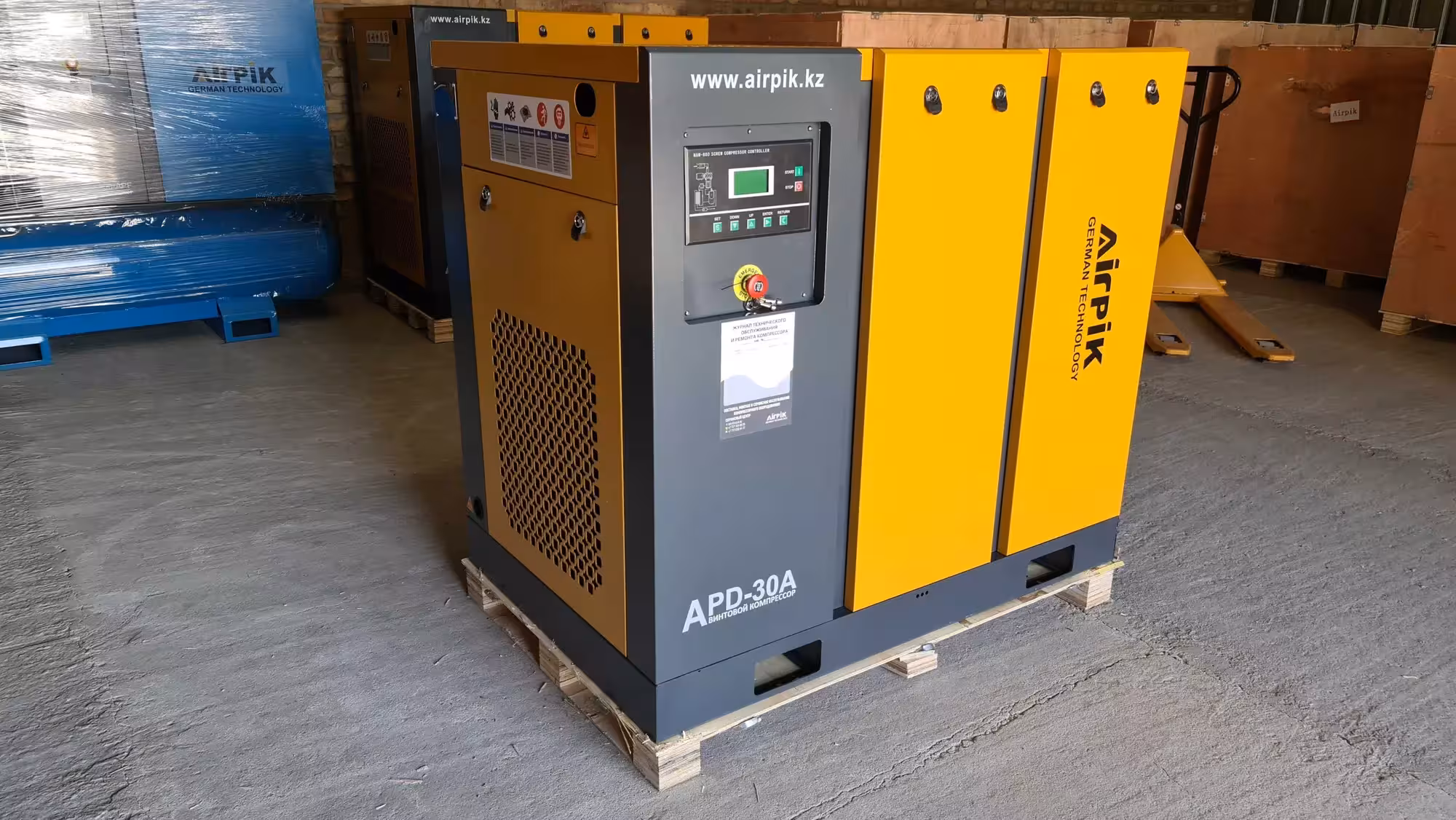 Винтовой компрессор APD-30A, -3,2 куб.м, 22кВт, AirPIK (1 / 4)