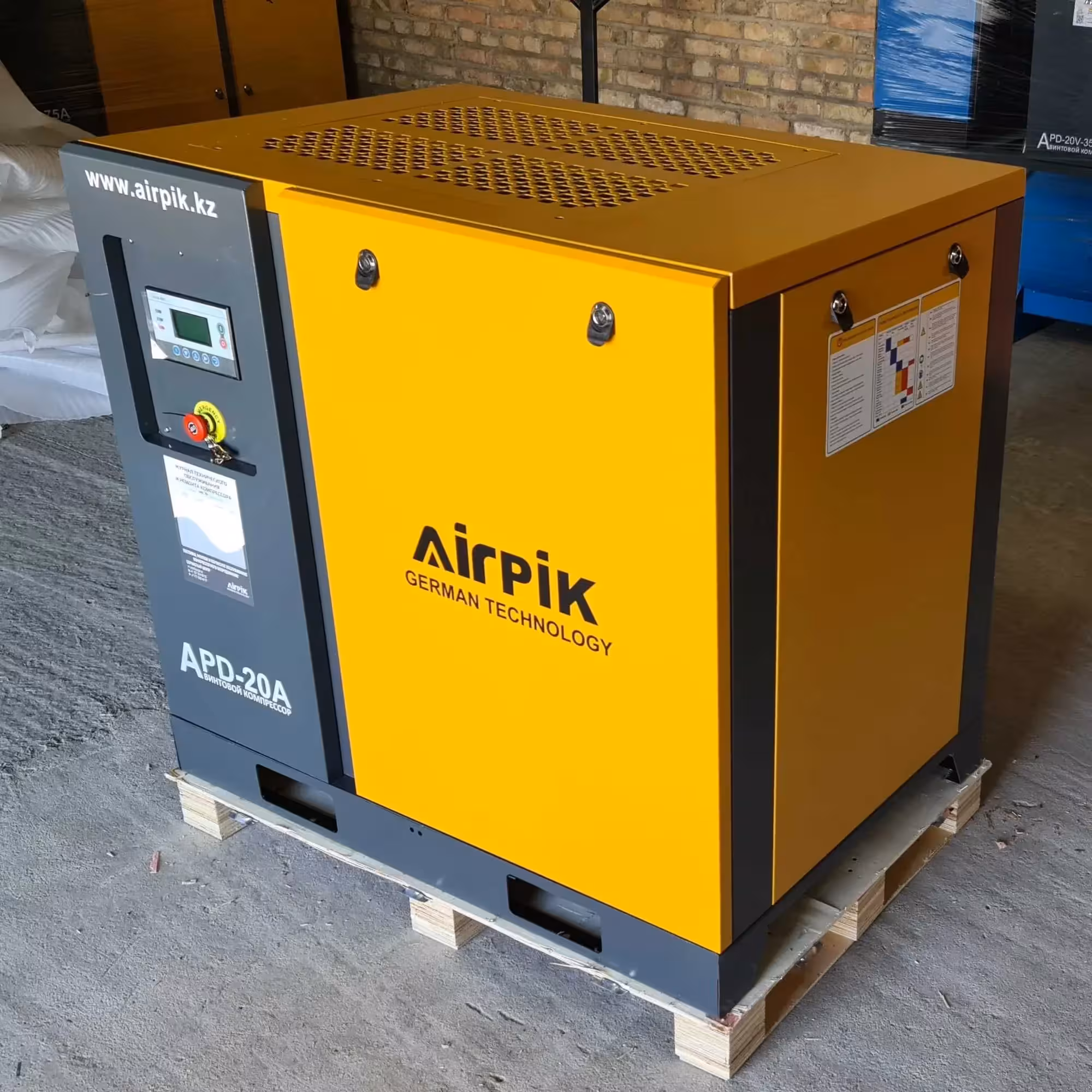 Винтовой компрессор APD-20A, -2,1 куб.м, 15кВт, AirPIK (4 / 5)