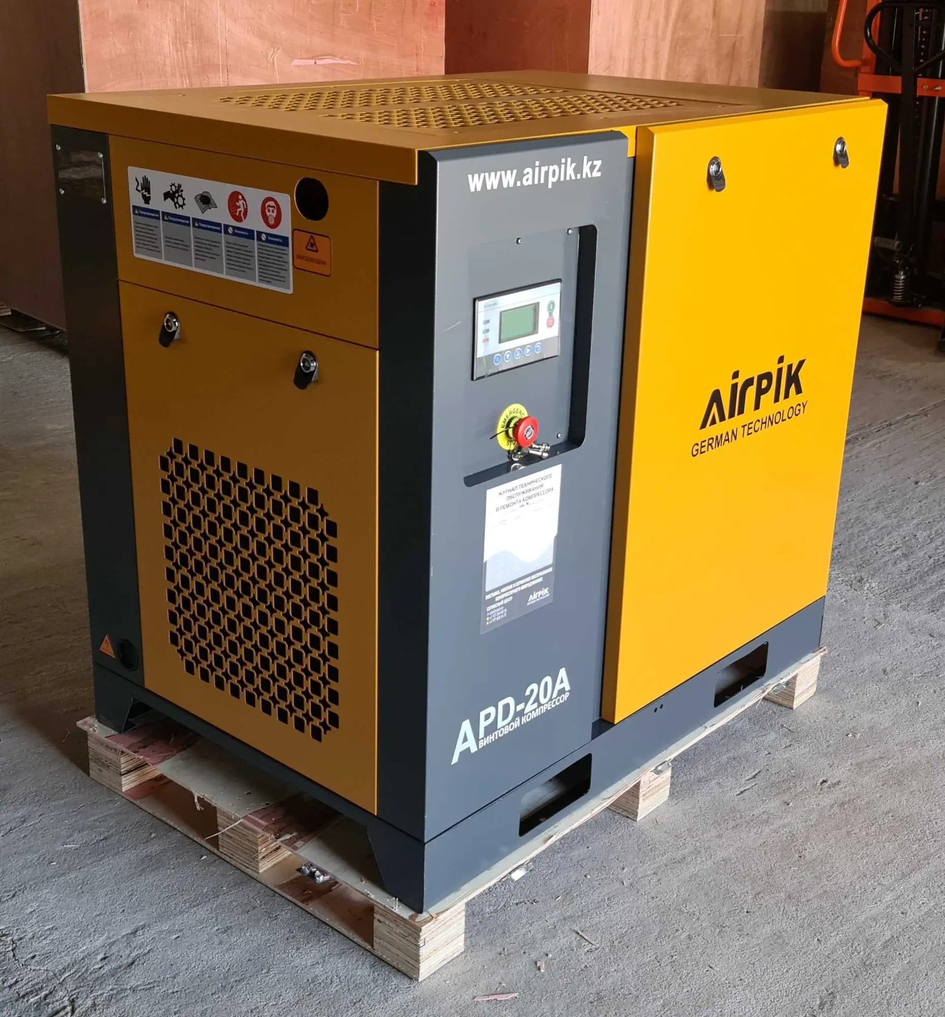 Винтовой компрессор APD-20A, -2,3 куб.м, 15кВт, AirPIK (2 / 3)