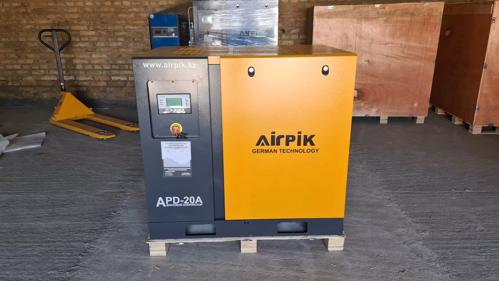 Компрессор винтовой APD-20A, -2,3 куб.м, 15кВт, AirPIK (2 / 5)