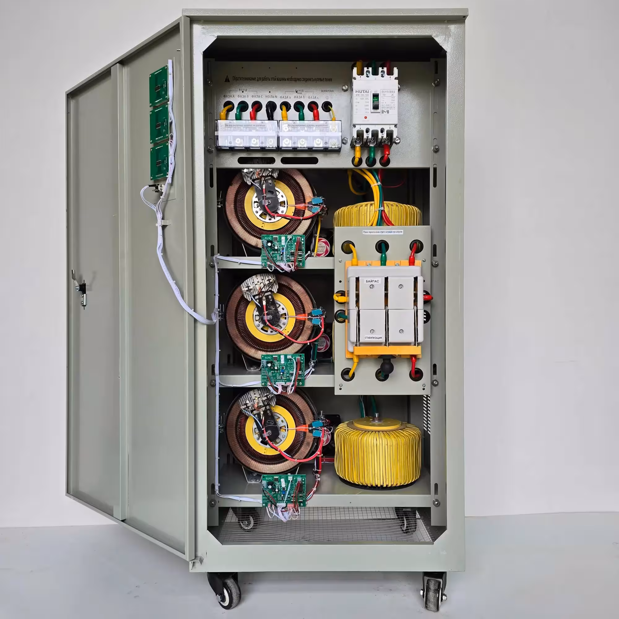 Стабилизатор напряжения 100кВА, 380В, PowerPik (2 / 4)