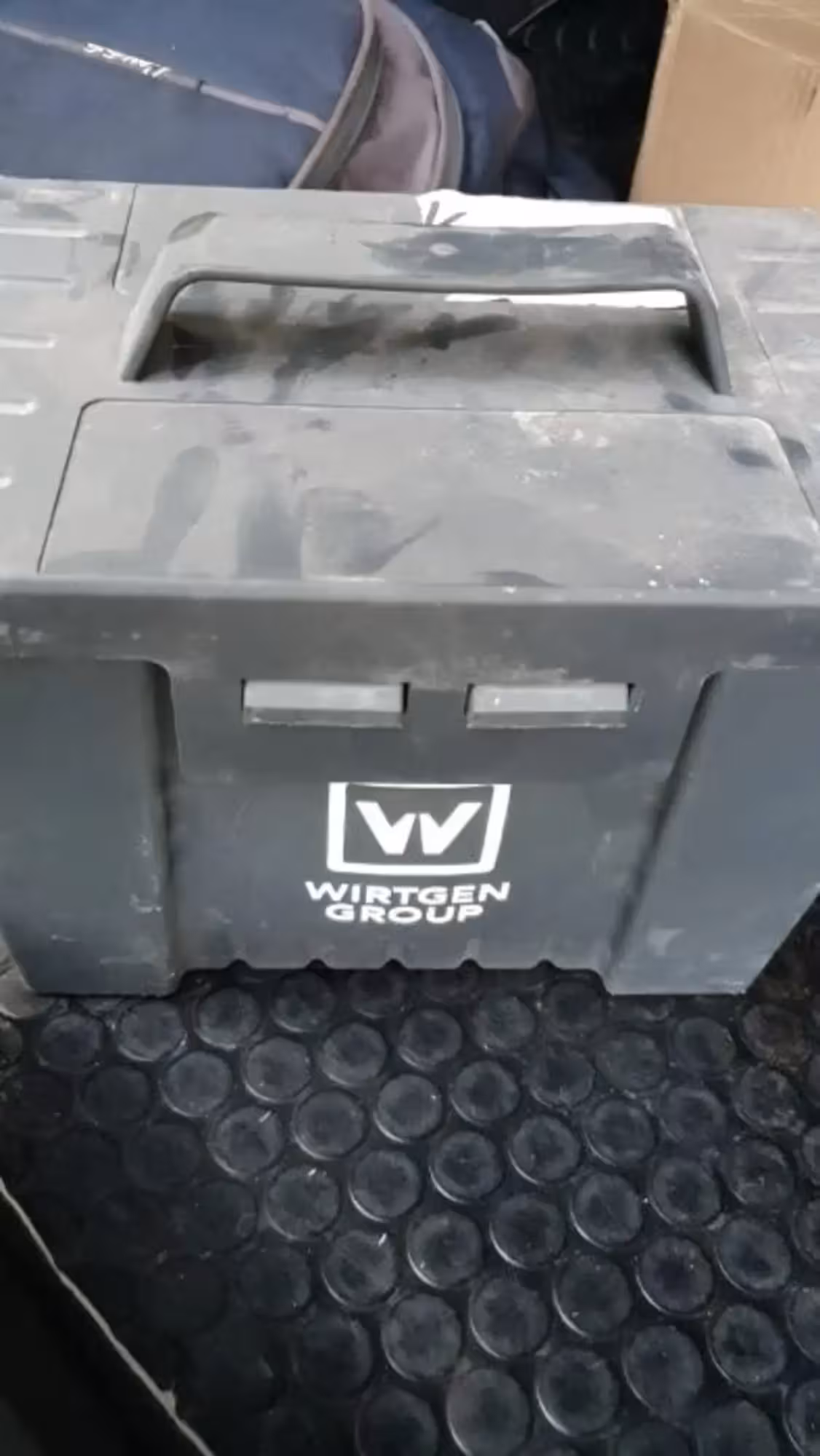 Резец фрезы дорожной  ДЭМ 121, МТС 110 ,Kennametal W6/G-20 (2 / 3)
