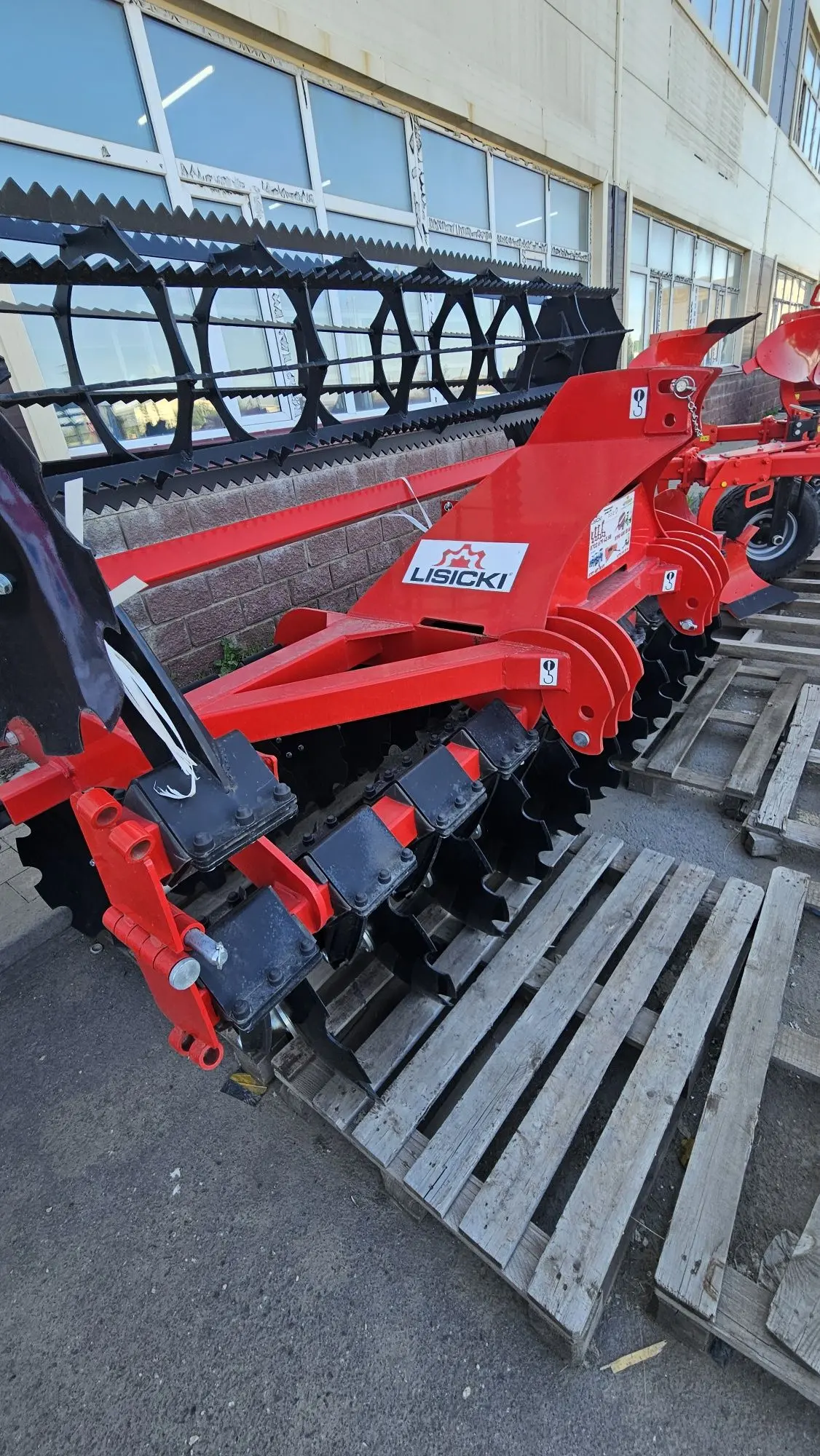 Борона дисковая 3 метра навесная (2 / 2)