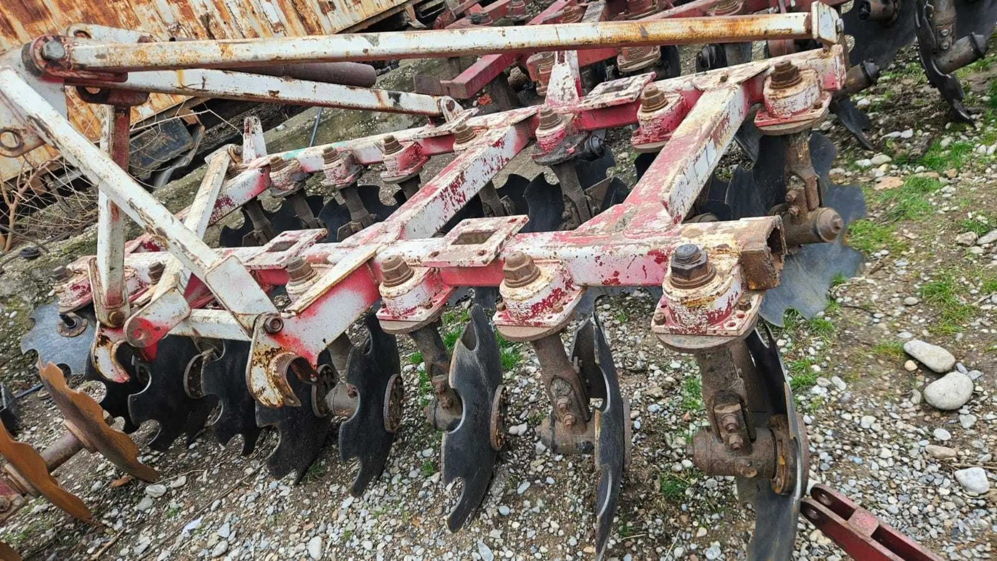 Борона дисковая навесная 3 м (1 / 3)