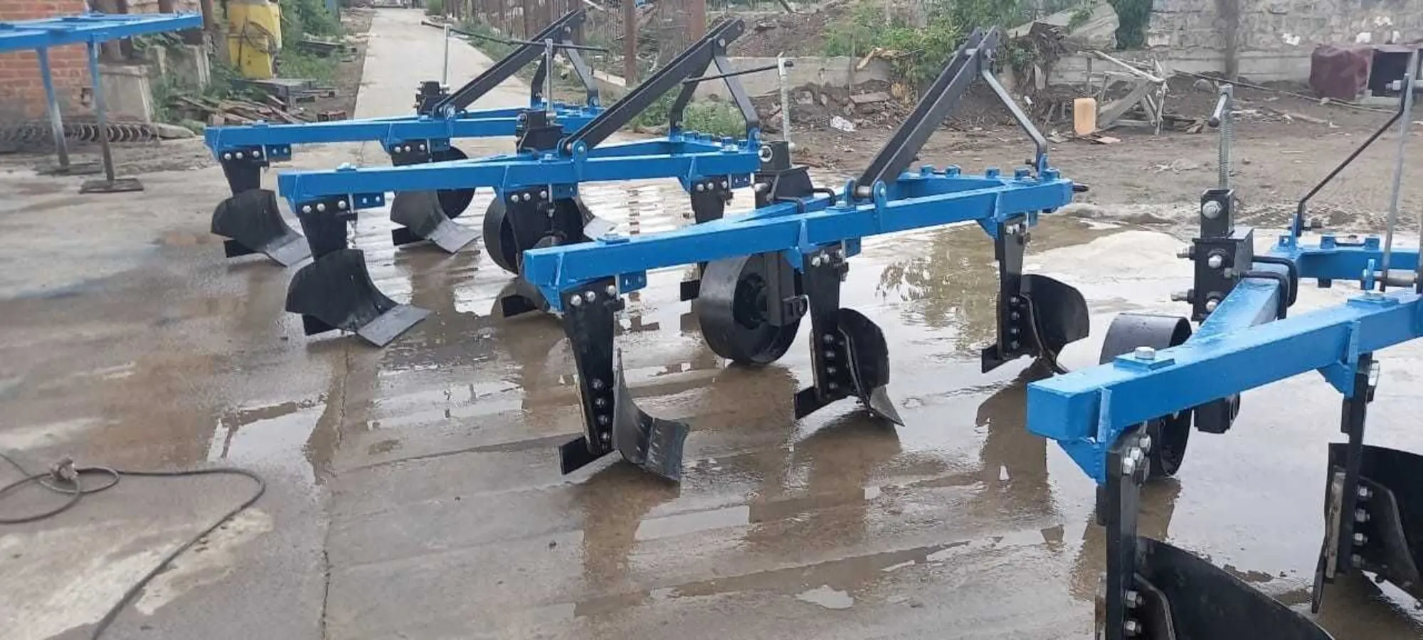 Плуг навесной 3-35 (2 / 2)