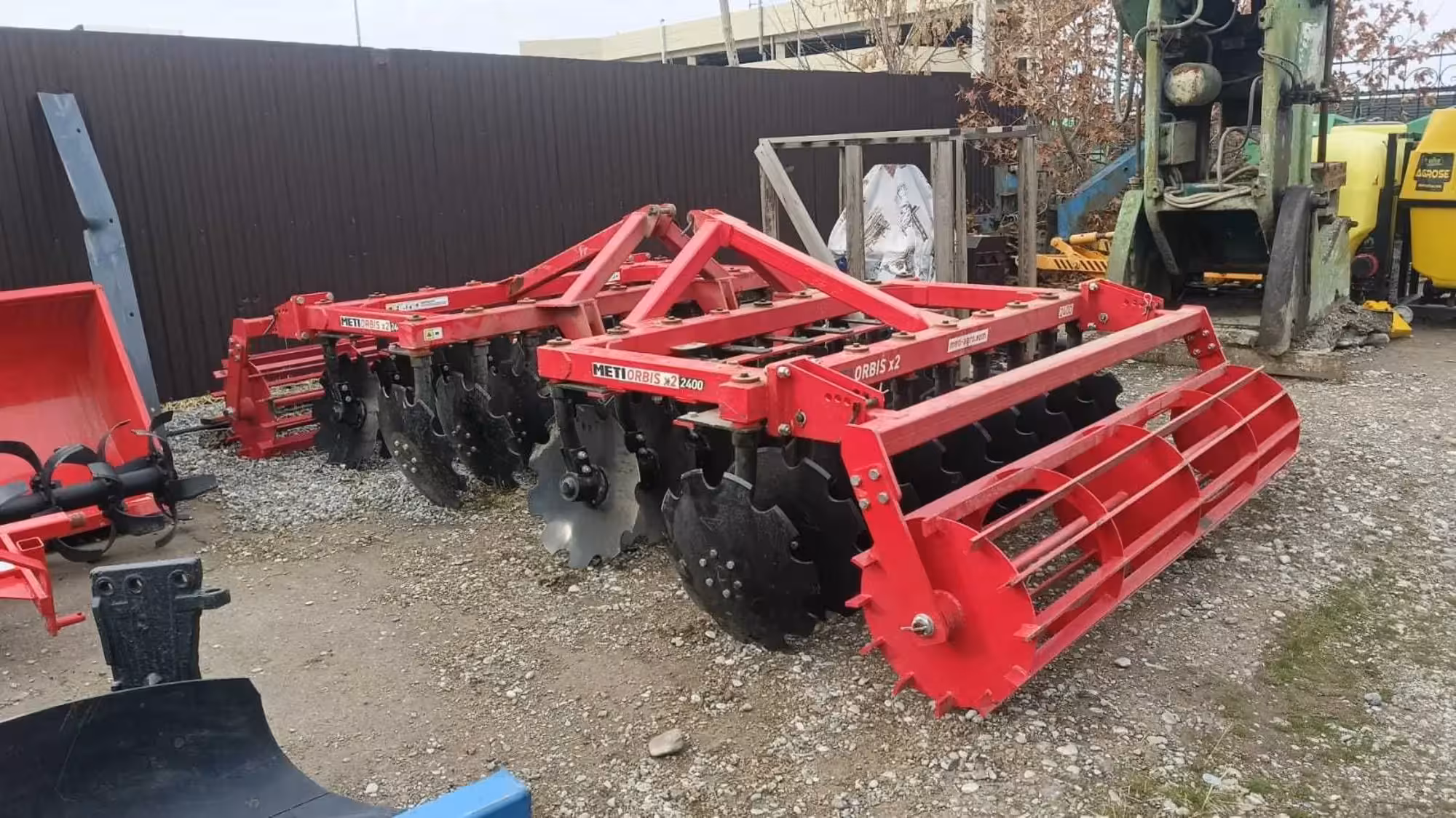 Борона дисковая навесная METI BD 2400-2N (БДН-2,4х2) (1 / 5)