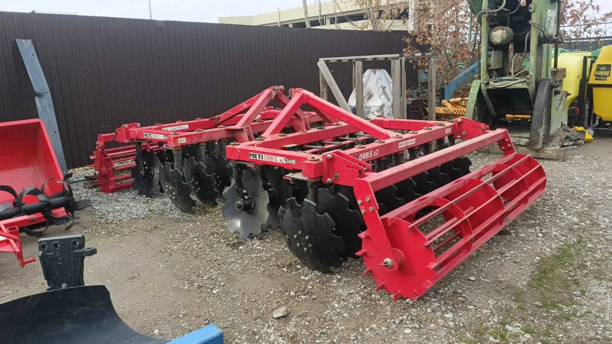 Борона дисковая навесная METI BD 2400-2N (БДН-2,4х2) (1 / 5)