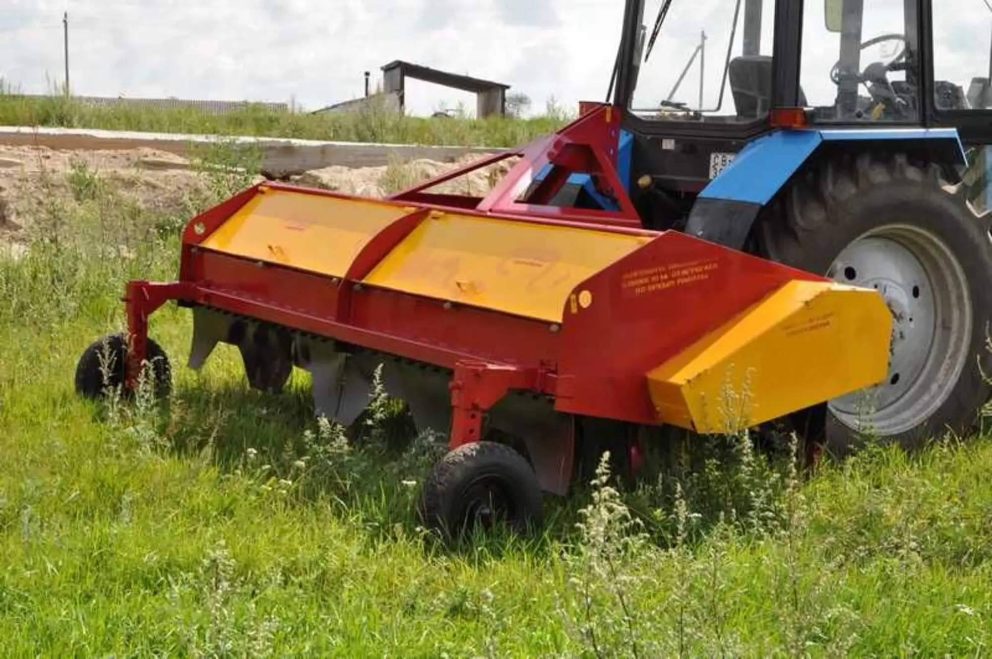 Машина ботвоуборочная МБУ Ботвоудалитель (5 / 5)