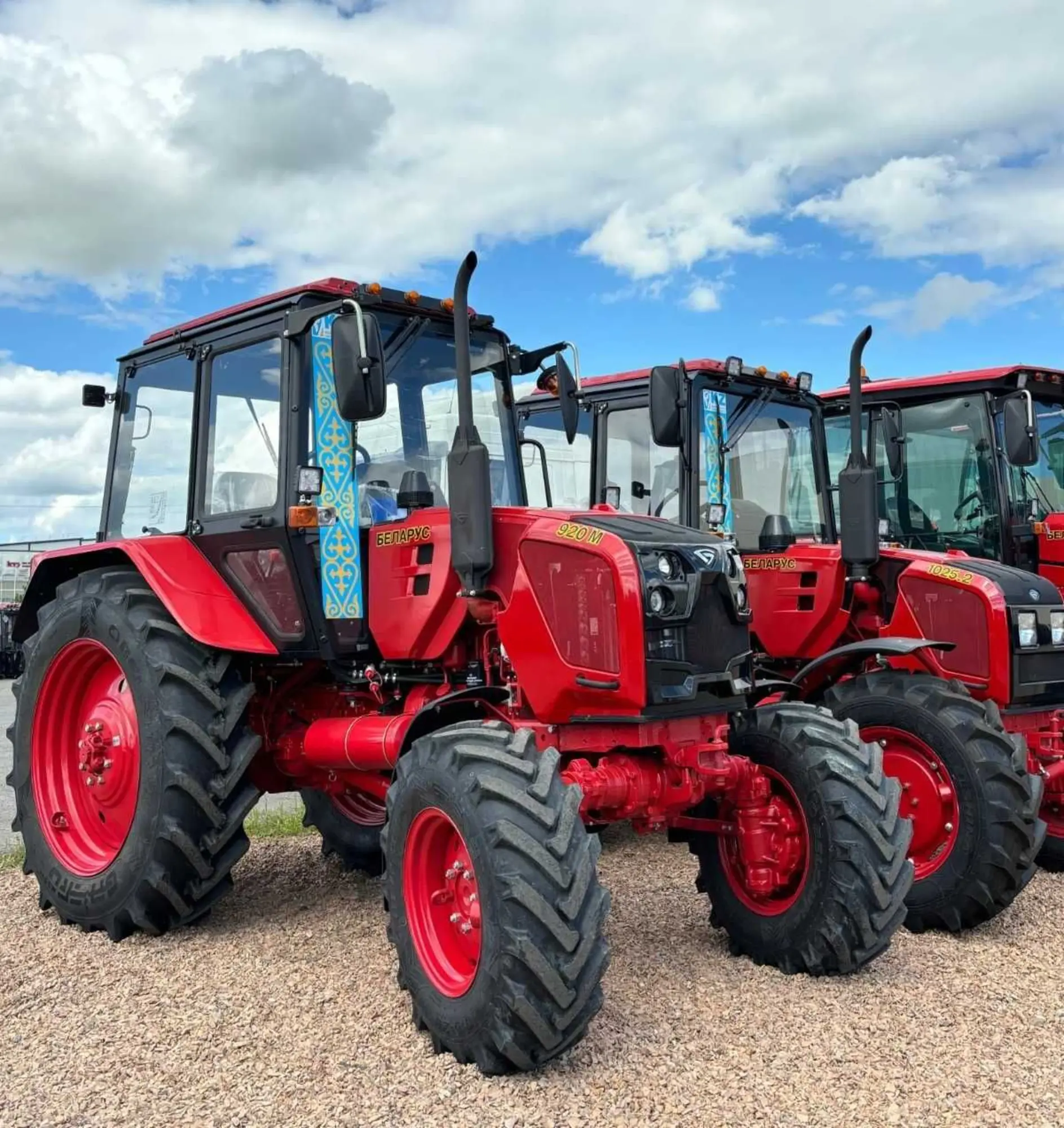 Трактор , МТЗ 82.1 , МТЗ 920 , МТЗ 922.3 , МТЗ 1221 (1 / 7)