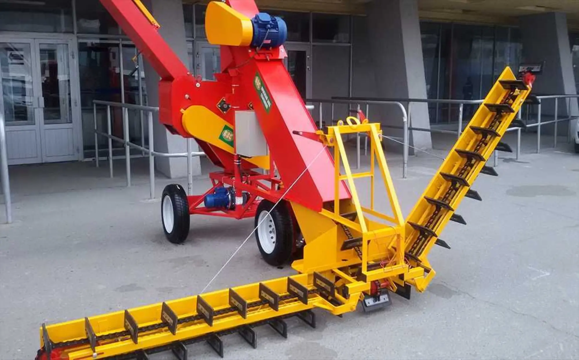 Зернометатель от 90 т/ч и выше зерномёт (2 / 2)