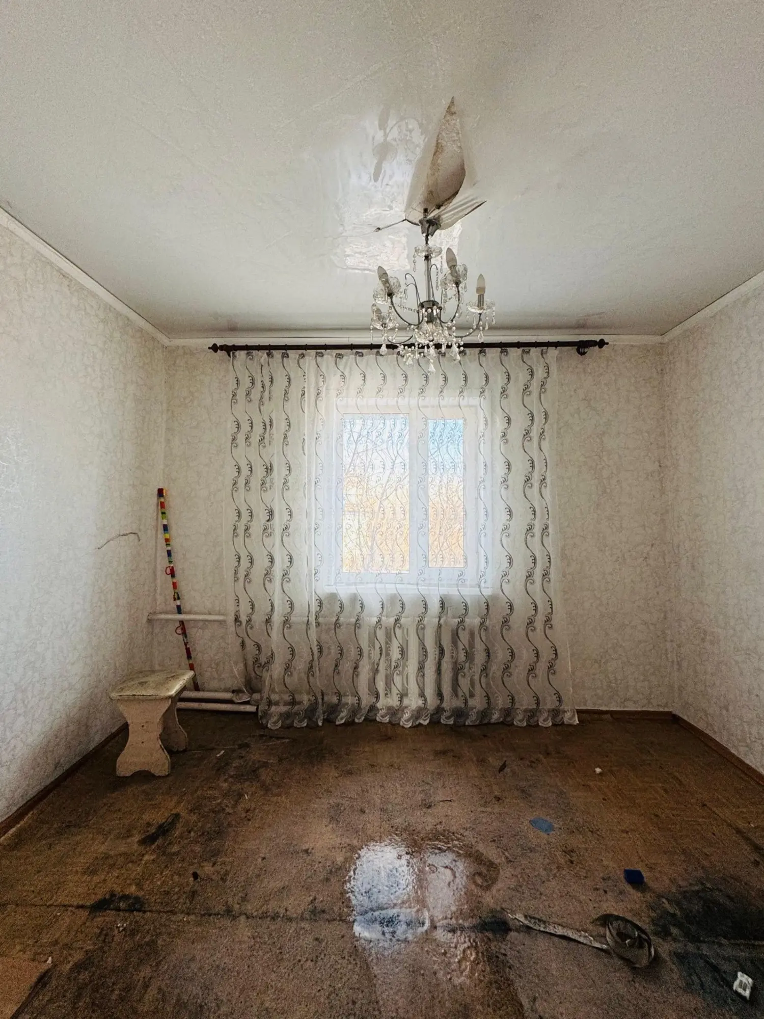 Предлагаем 4-ком дом в п. Северо-западный (4 / 8)