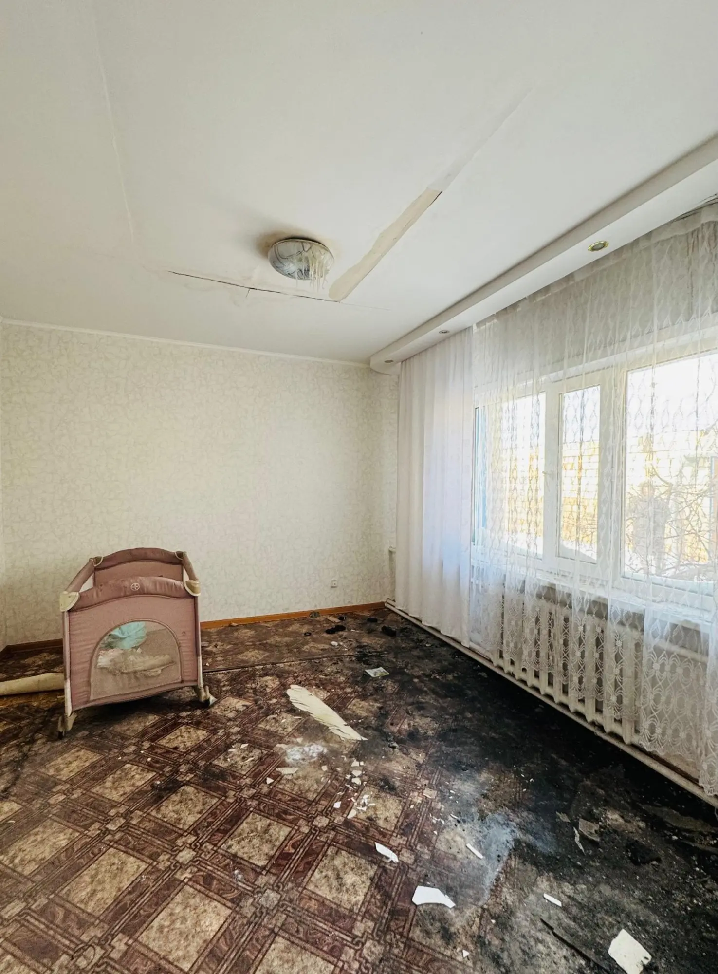 Предлагаем 4-ком дом в п. Северо-западный (6 / 8)