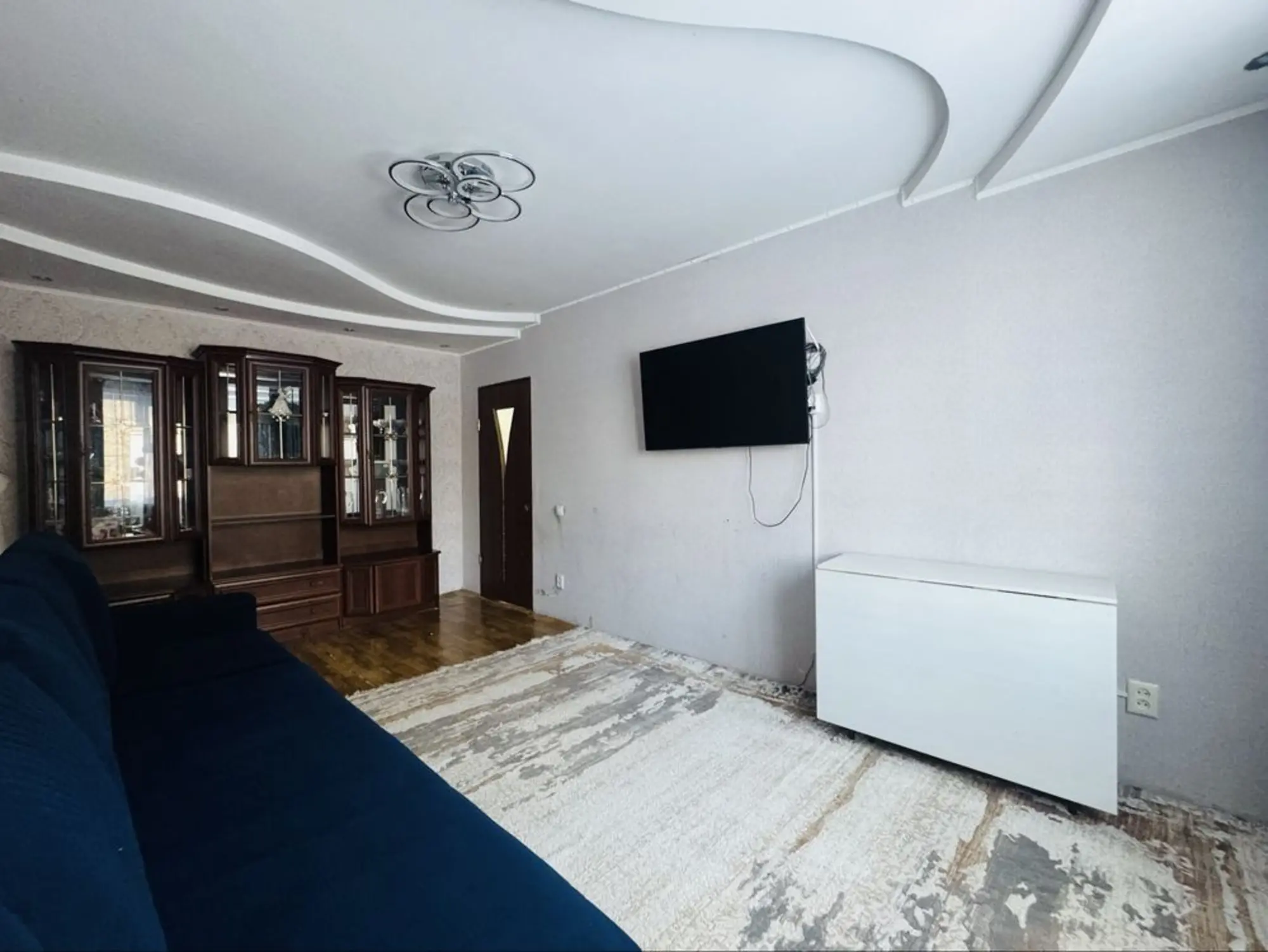 Предлагаем 3-ком квартиру на 27 квартале на 1 этаже (2 / 3)