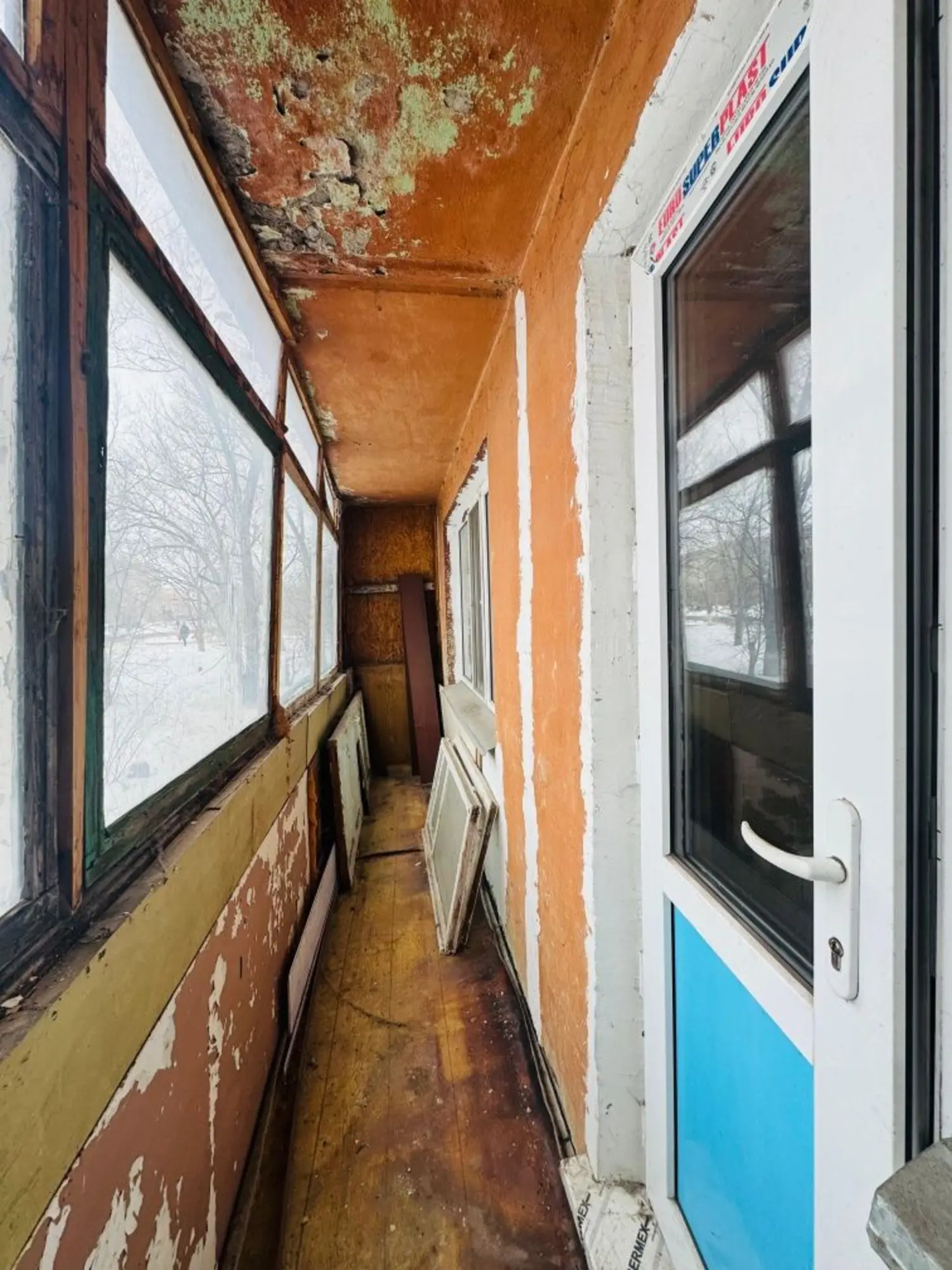 Предлагаем 1-ком квартиру на 31 квартале на 1 этаже (7 / 7)