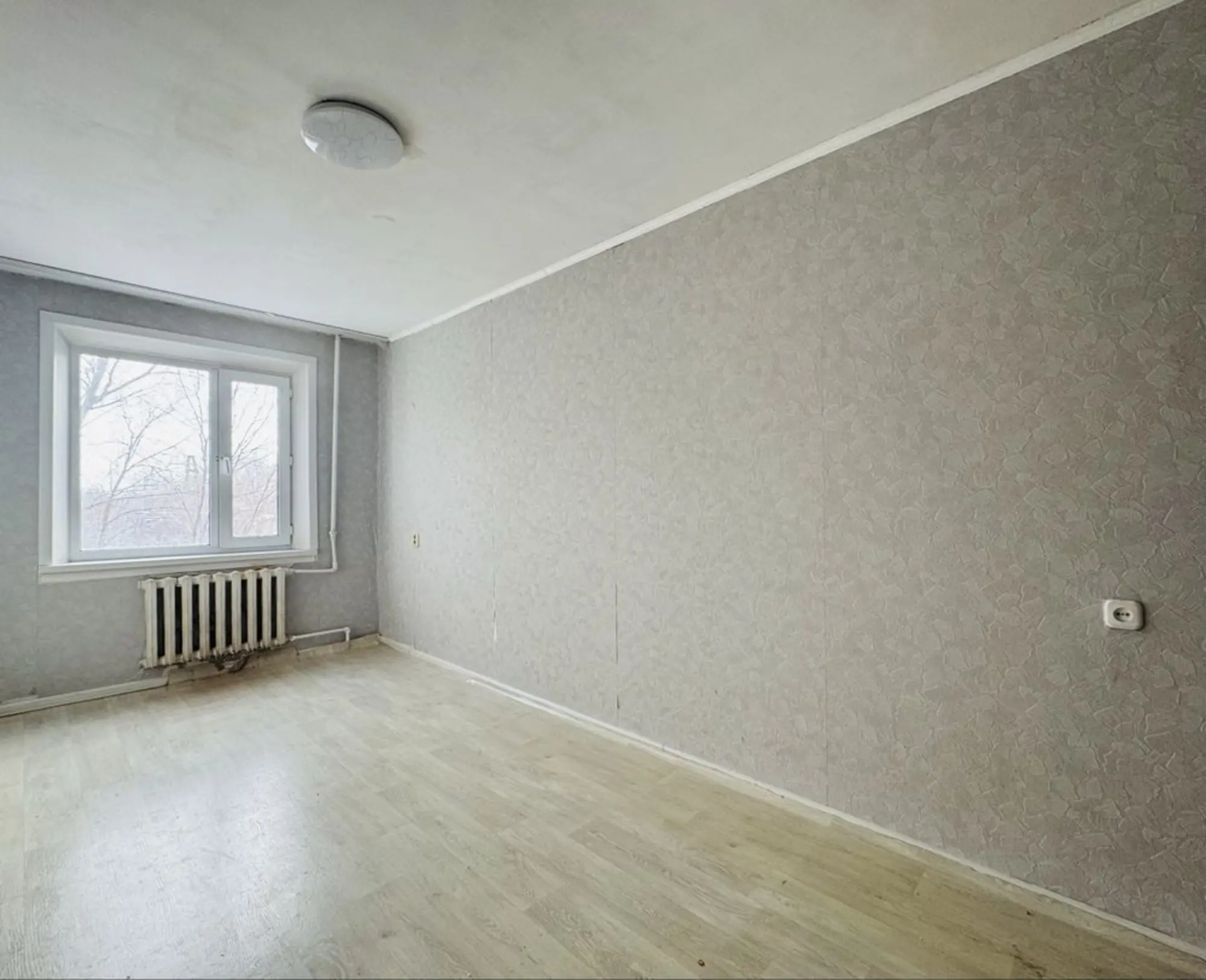 Предлагаем 2-ком квартиру на 27 квартале на 2 этаже (3 / 8)