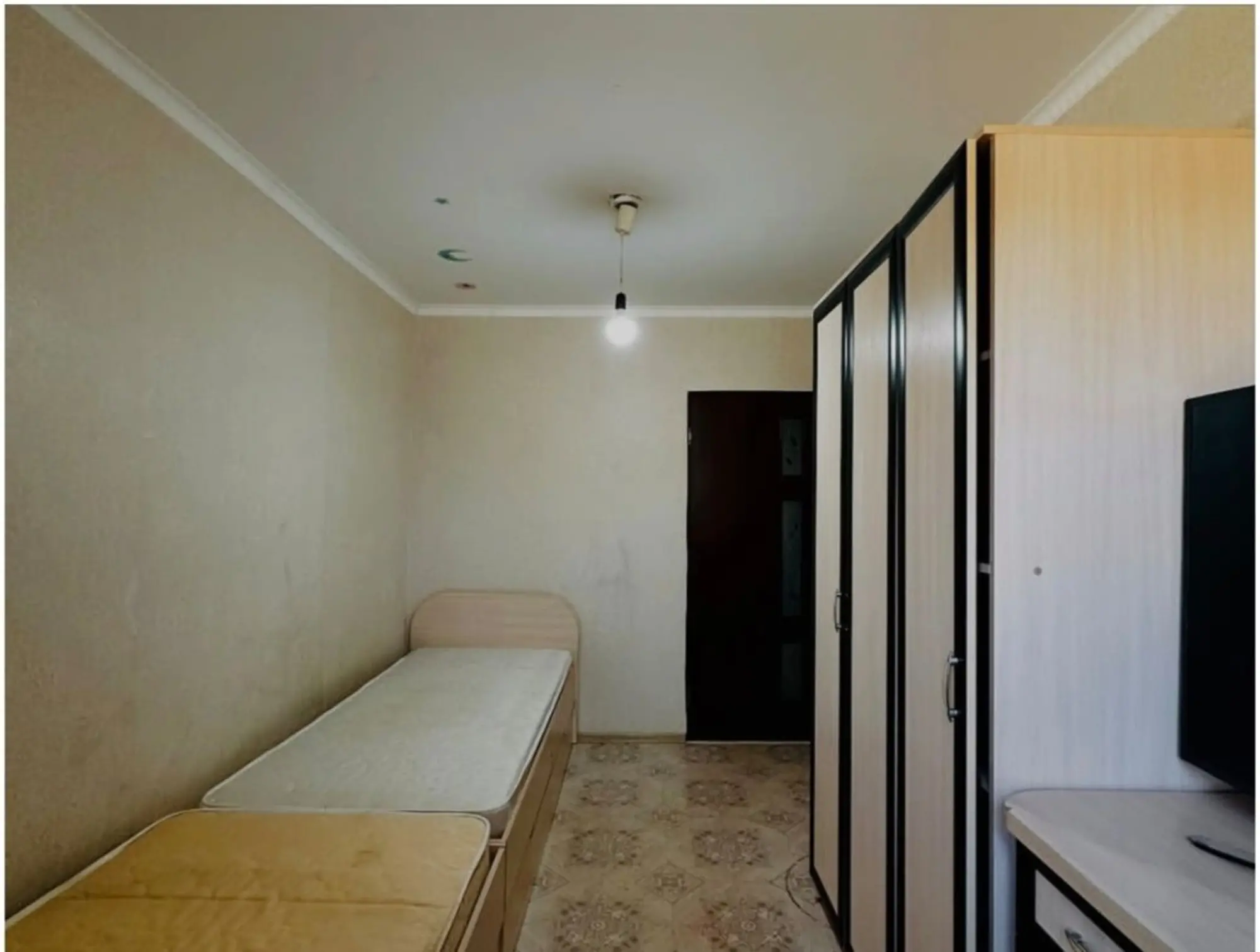 Предлагаем 3-ком квартиру на 31 квартале на 1 этаже (4 / 8)