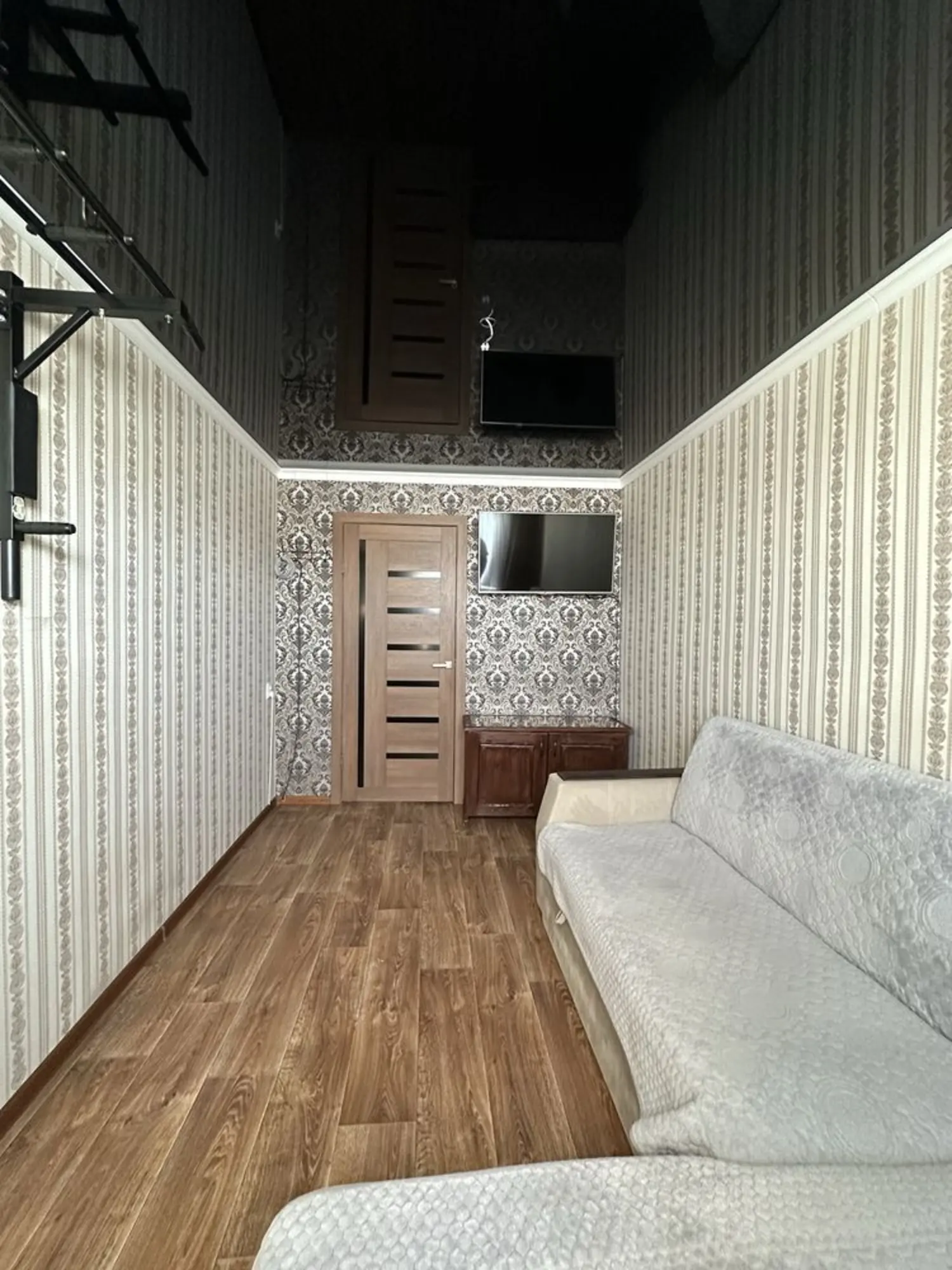 Предлагаем 3-ком квартиру на 26 квартале на 5 этаже (4 / 4)