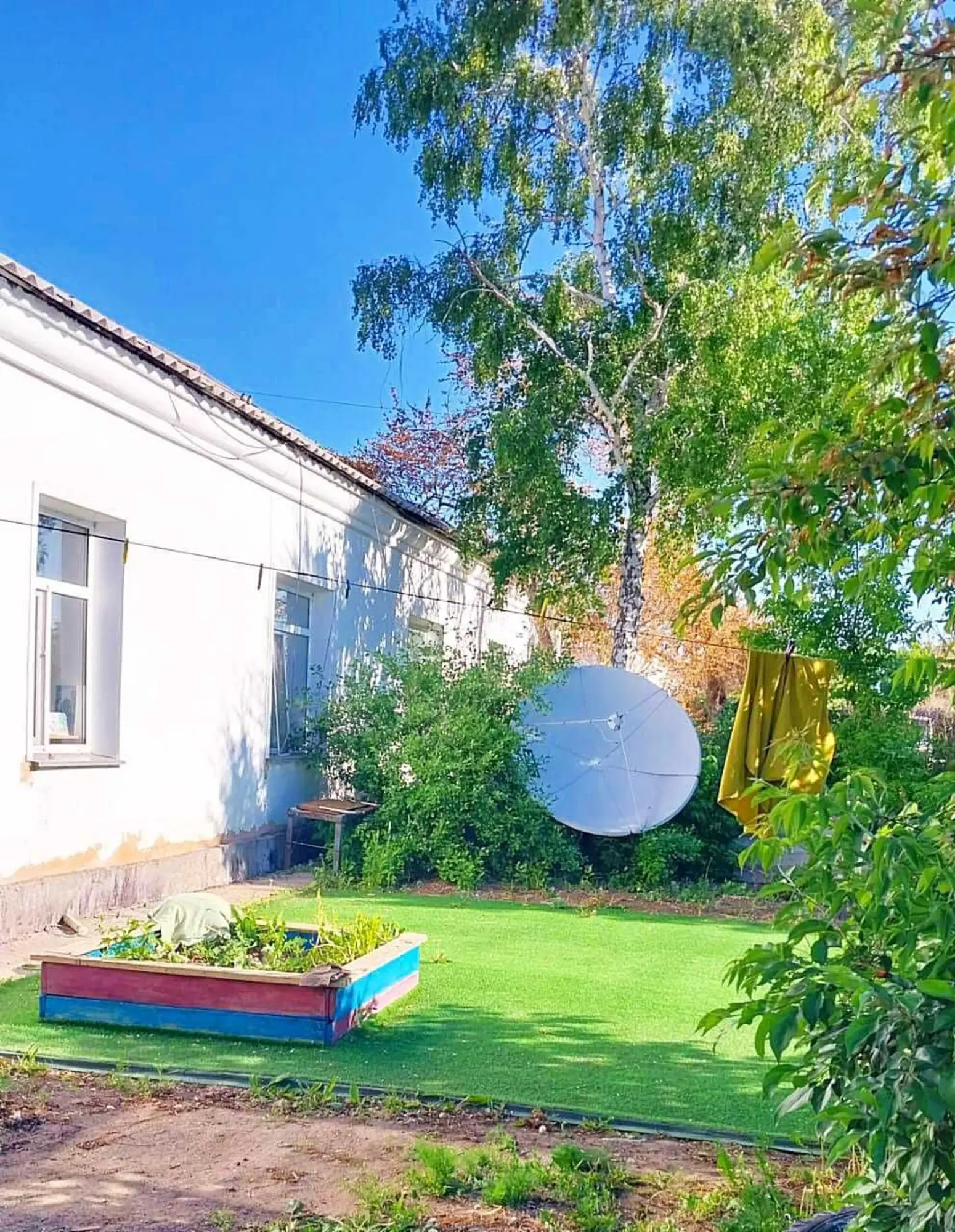 Предлагаем 4-ком дом в п.Долинка (1 / 8)