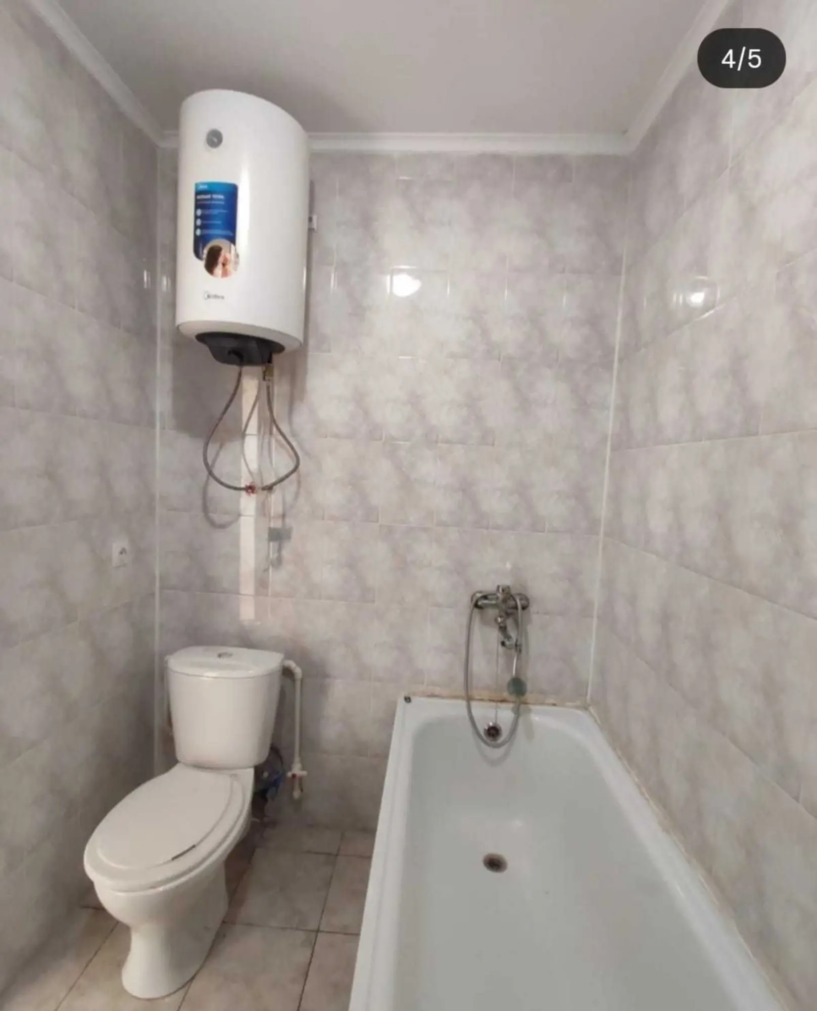 Предлагаем 2-ком квартиру студию на 27 квартале на 2 этаже (6 / 7)