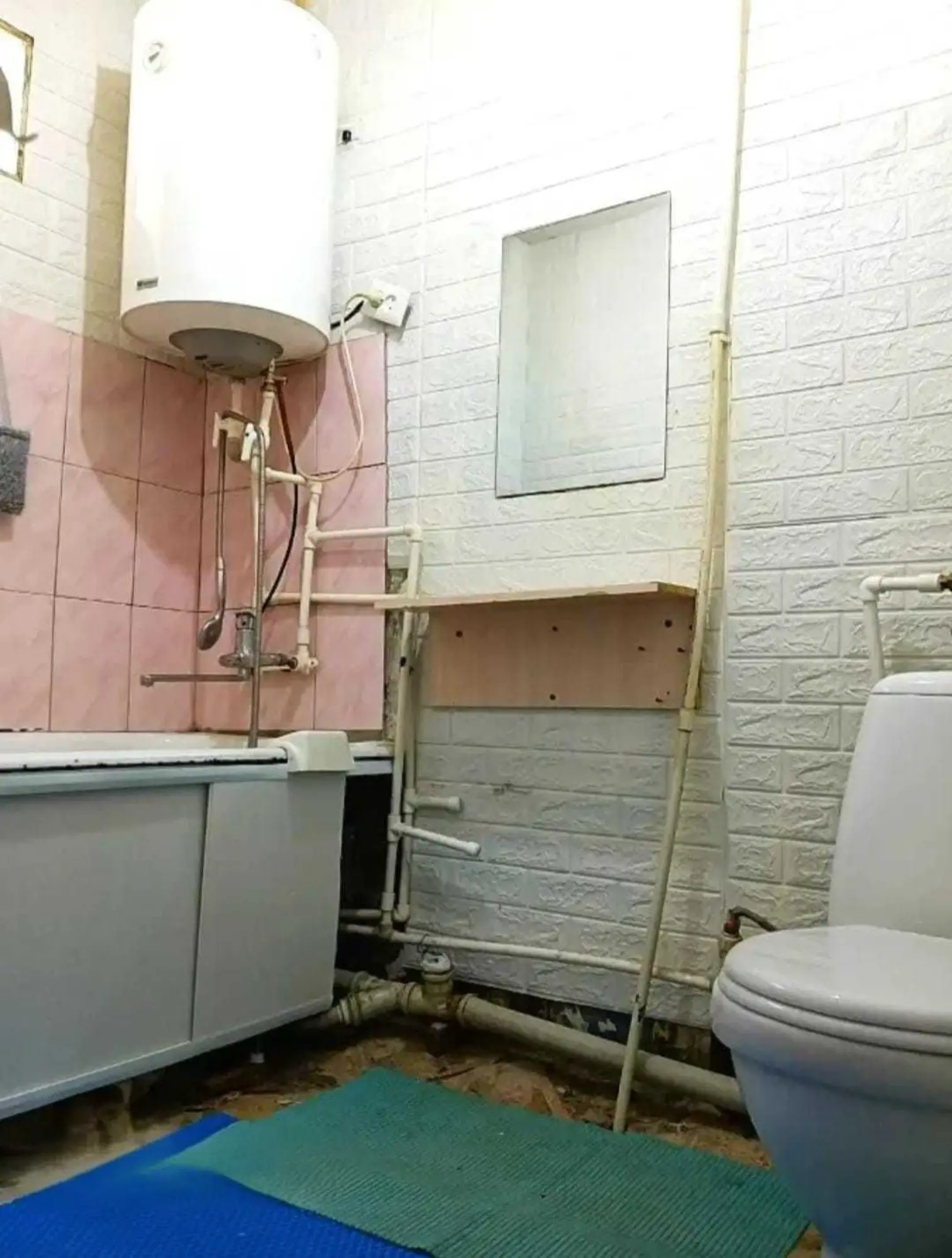 Предлагаем 2-ком квартиру на 31 квартале на 5 этаже (4 / 6)