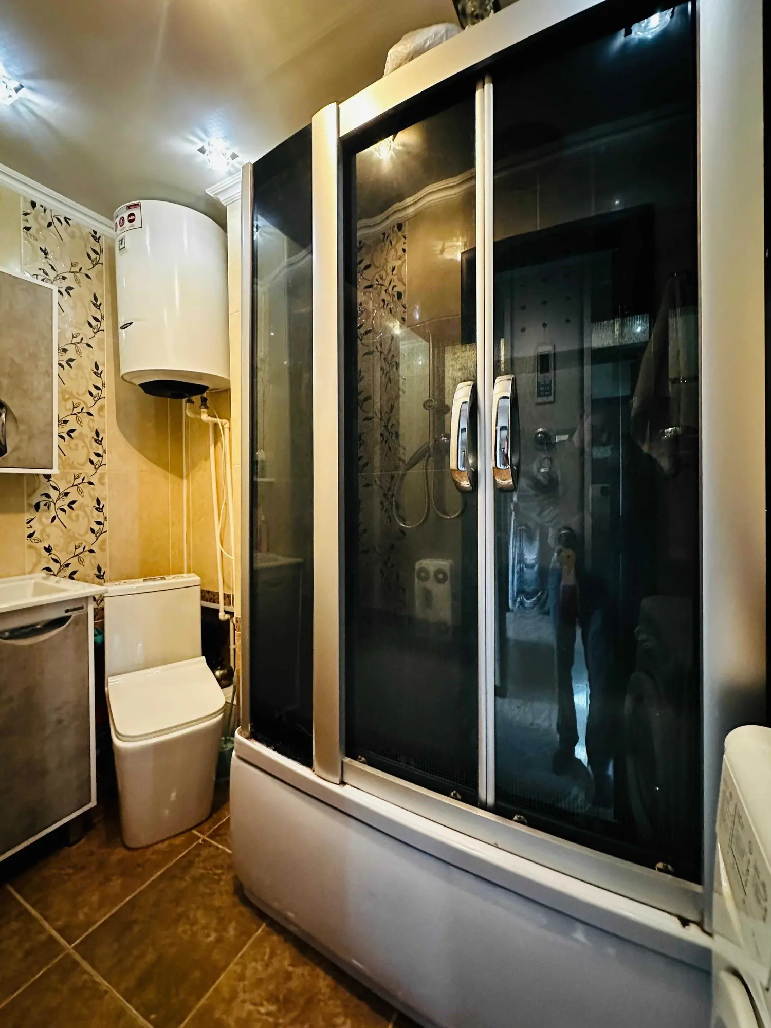 Предлагаем 3-ком квартиру в Центре-3 на 4 этаже (6 / 8)