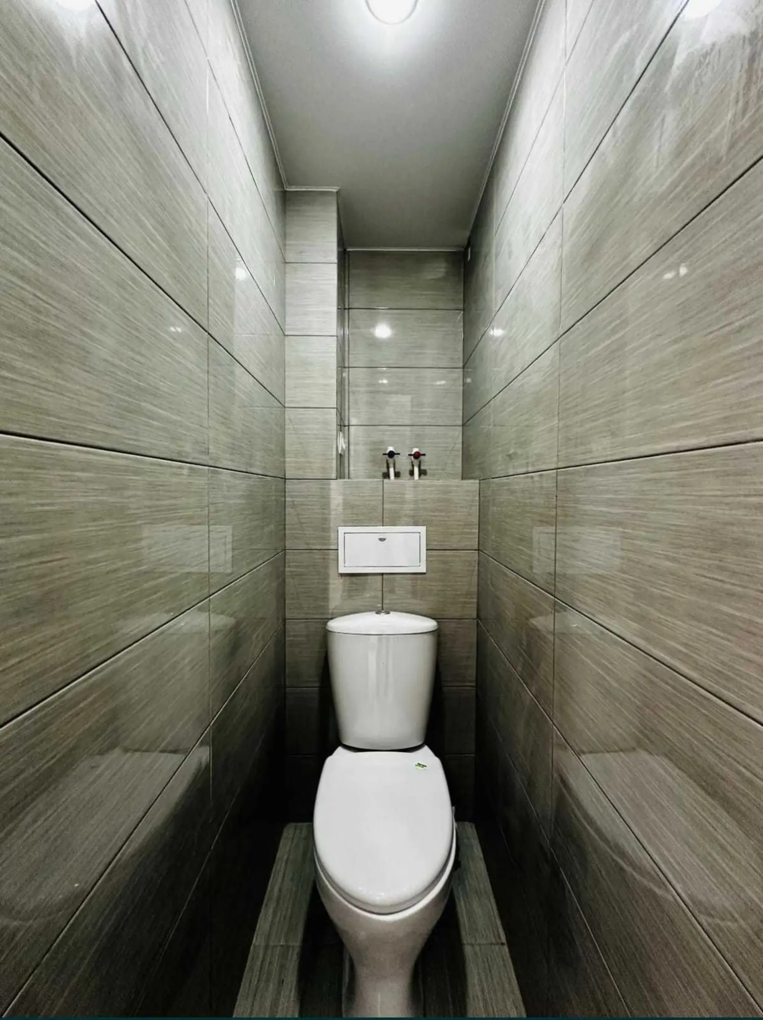 Предлагаем 1-ком квартиру на 27 квартале на 2 этаже (5 / 8)