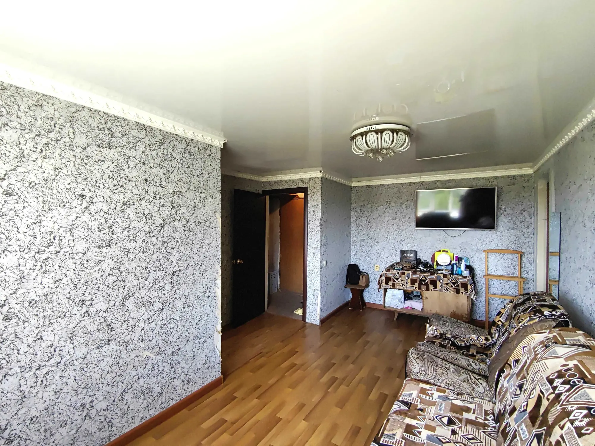 Светлая теплая 2-комнатная кв-ра в кирпичном доме р-он ЖБИ ул.Ишимская (4 / 20)