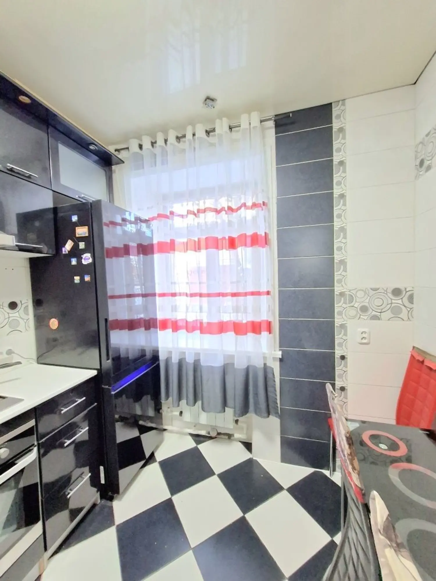 Улучшенная 3 ком. С Гаражом Майкудук ул Магнитогорская 44 евроремонт, (12 / 20)