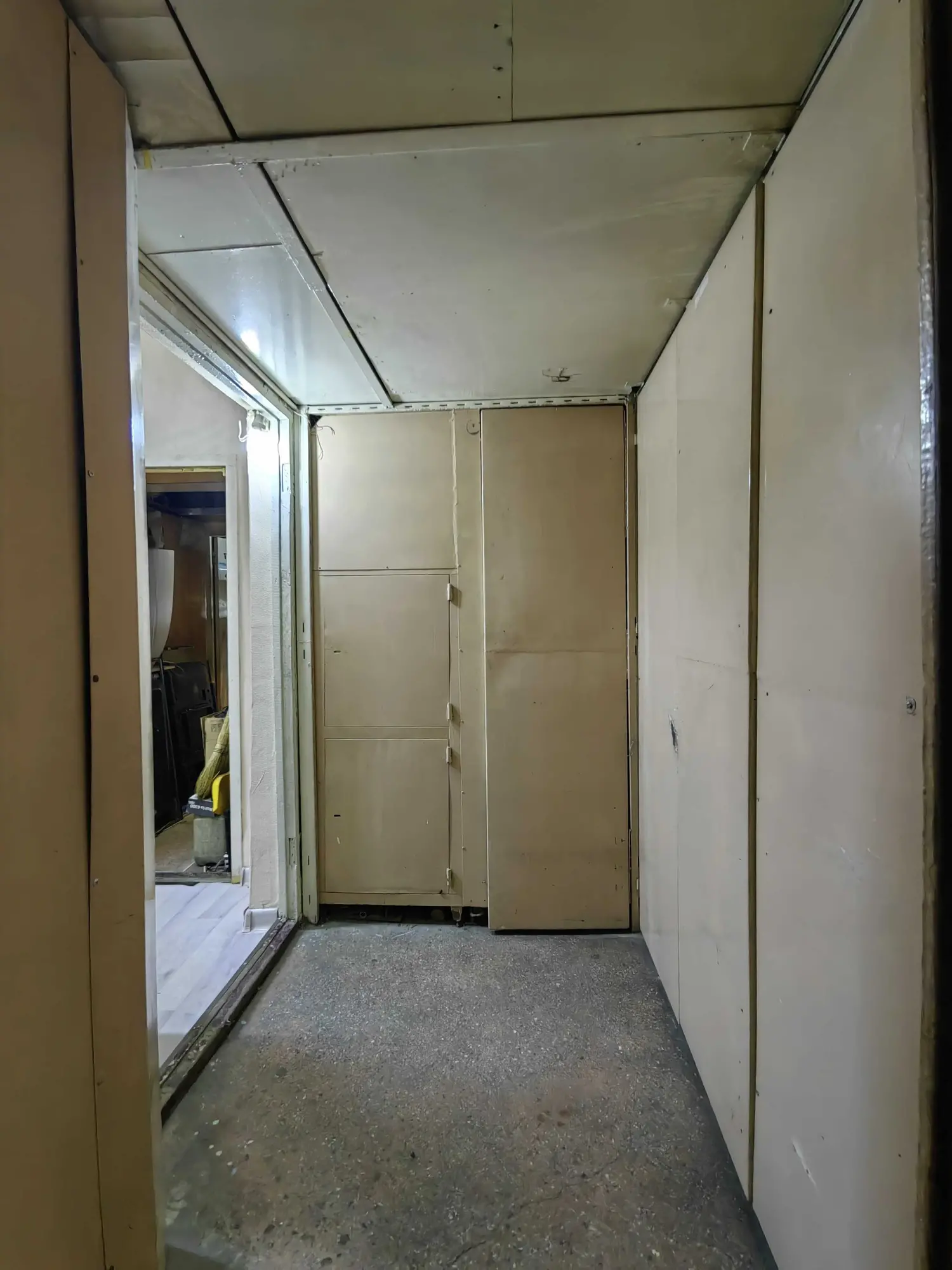 Коммерческое помещение 60м² в р-не Таира-Нового рынка пр.Бухар Жырау96 (5 / 20)