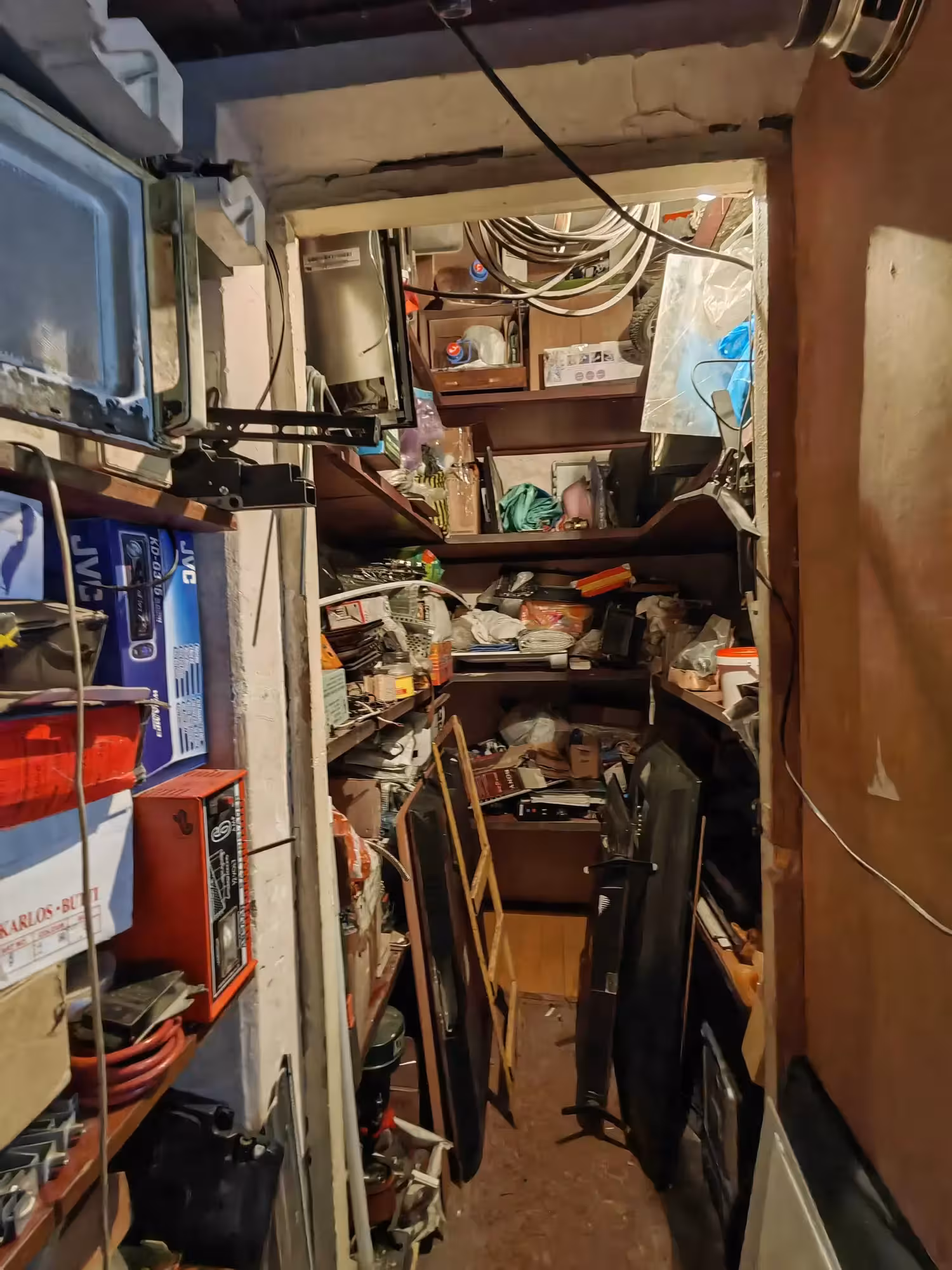 Коммерческое помещение 60м² в р-не Таира-Нового рынка пр.Бухар Жырау96 (16 / 20)