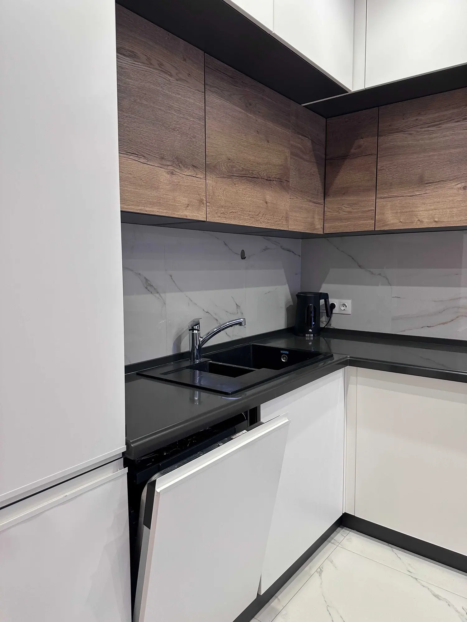 3-ком на Юго Востоке. Сатыбалдина 4. ЖК INJU. Кирпичный дом 2019 г.п. (10 / 20)