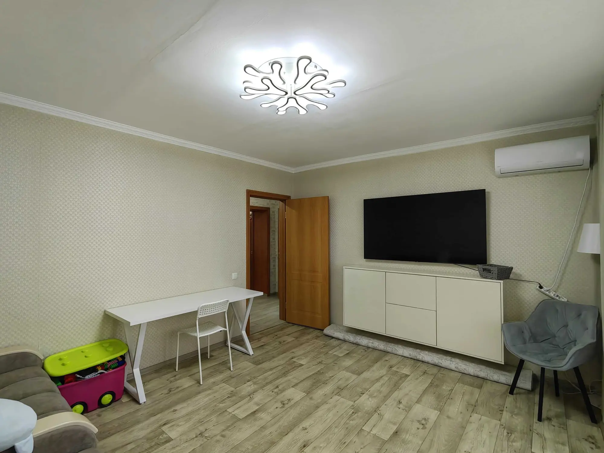 Улучшенная 2-комнатная 54м² в городе ул.Ермекова 106а, 7 этаж, 2007г.п (3 / 20)