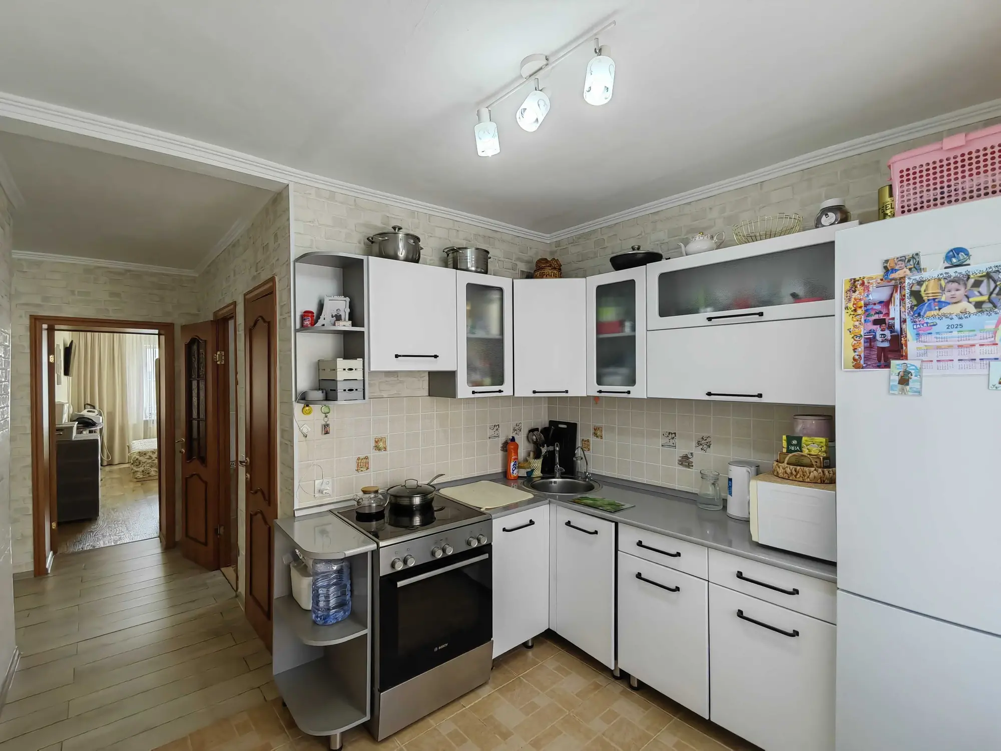 Улучшенная 2-комнатная 54м² в городе ул.Ермекова 106а, 7 этаж, 2007г.п (16 / 20)