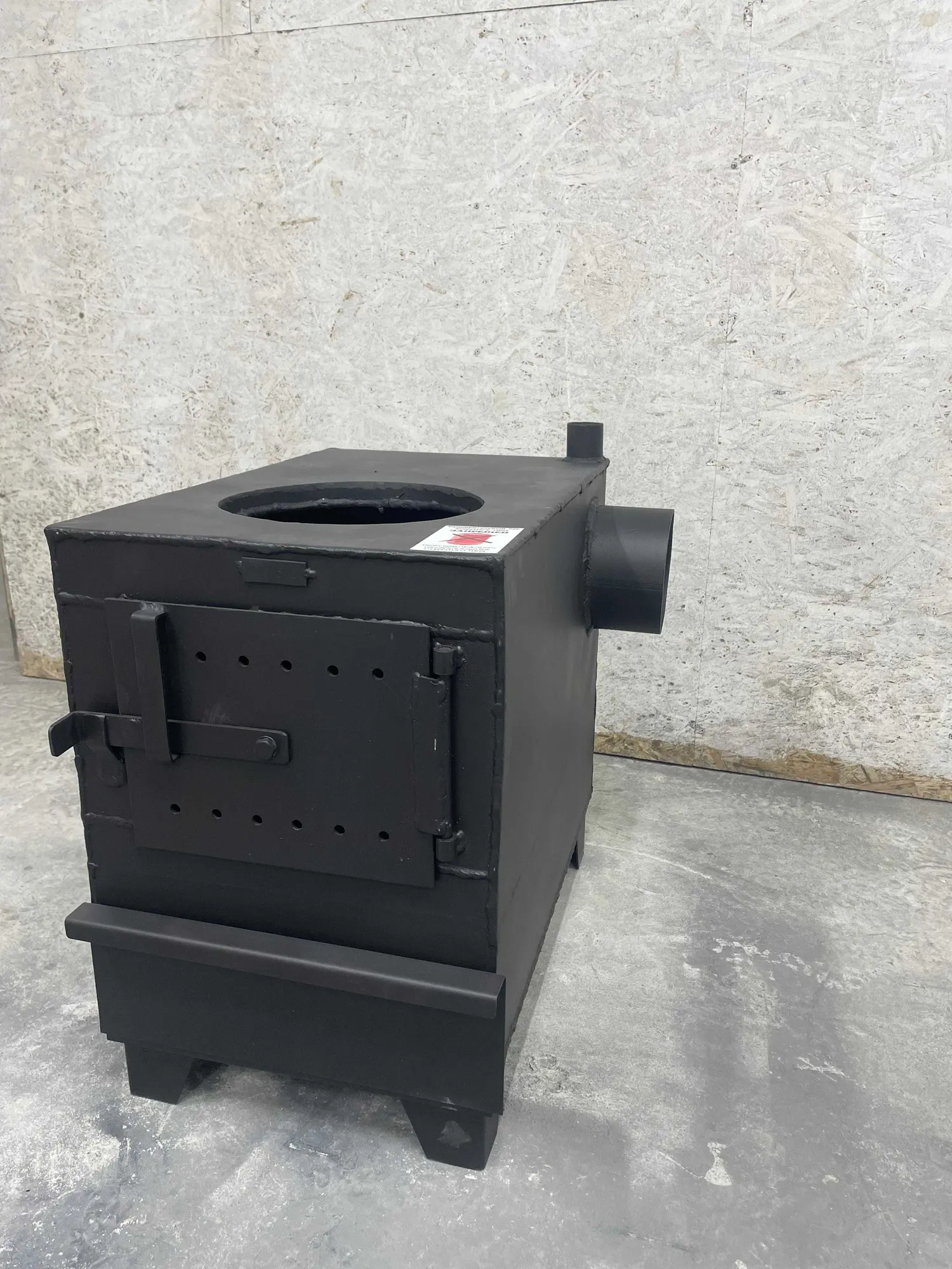 Котел Отопления "Тайга". Печь на твердом топливе. (1 / 4)