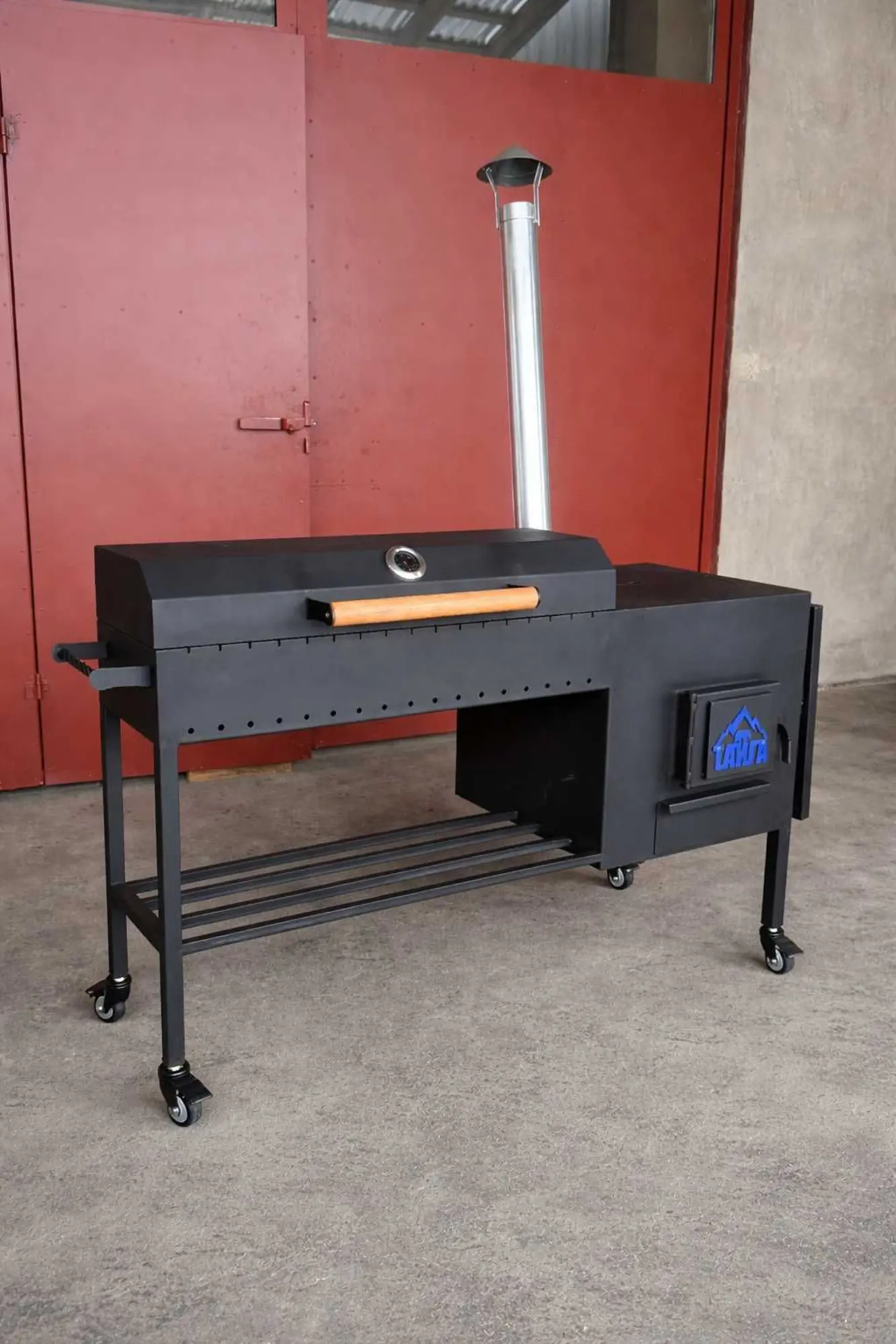 Мангал с очагом под казан 22л. (2 / 5)