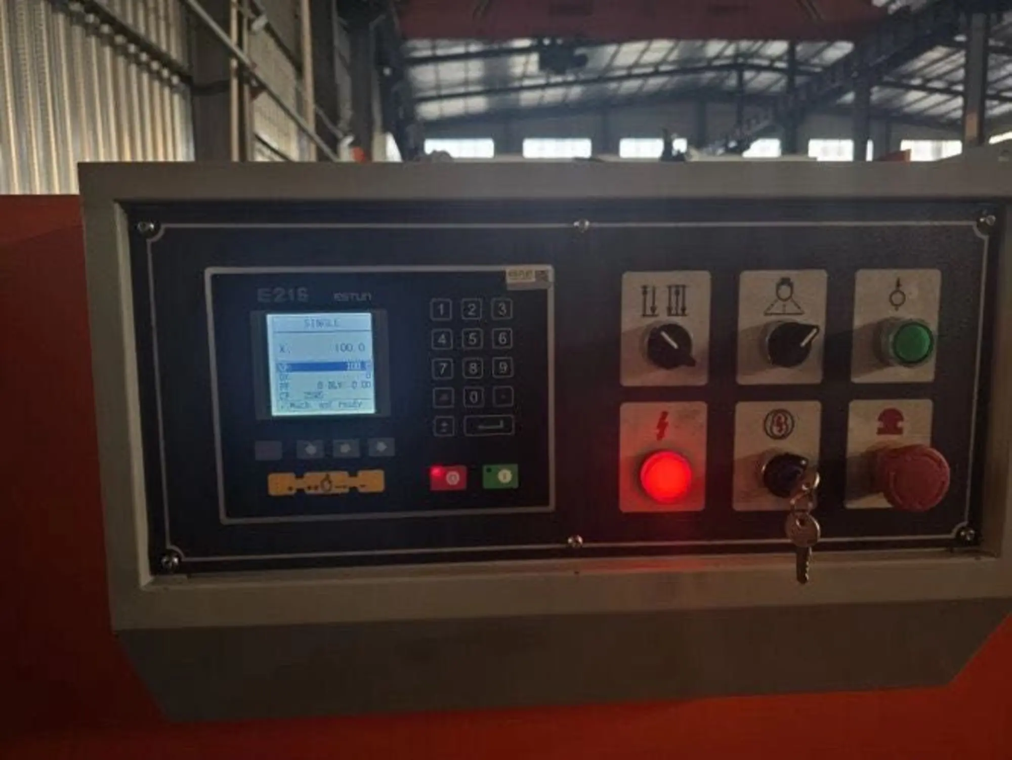 Гильотина для листового металла (5 / 7)