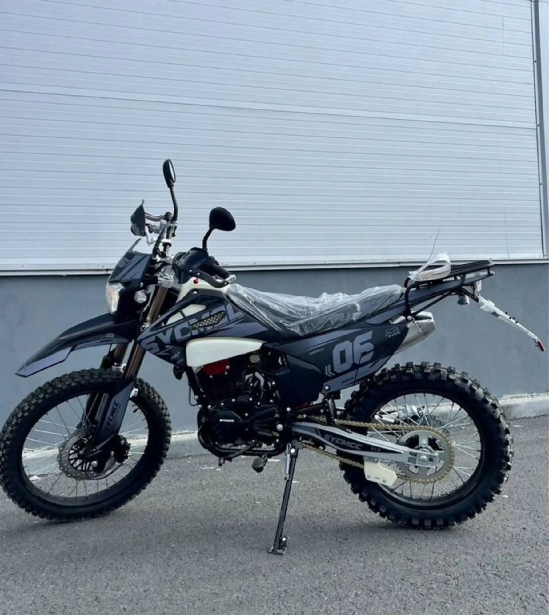 Эндуро SYCMCC 1 - мощный двигатель 300 см3 (2 / 5)