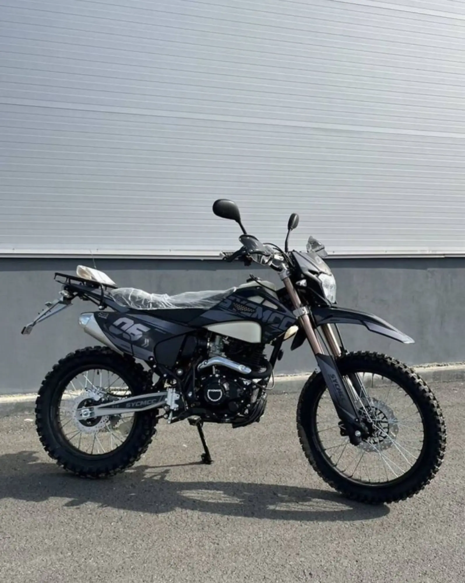 Эндуро SYCMCC 1 - мощный двигатель 300 см3 (4 / 5)