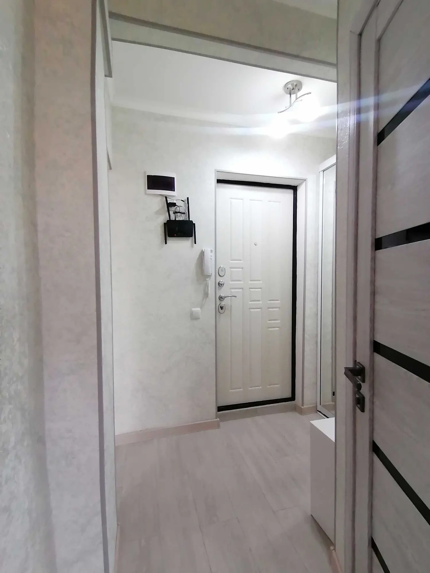 Продается 1 комнатная квартира (Авангард 3, 73) (13 / 16)