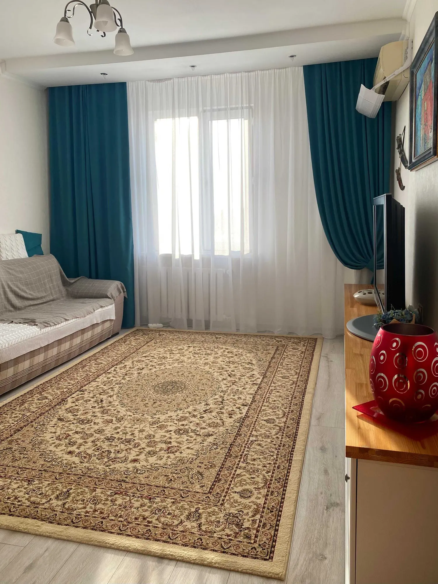 Продается одна комнатная квартира (Баймуханов 45А) (3 / 19)