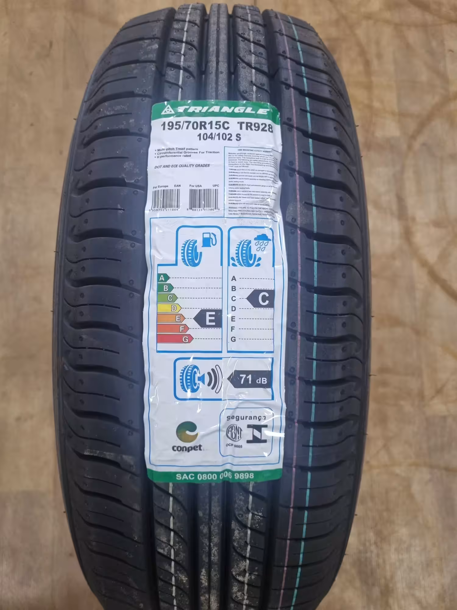 195/70 R15C TR928 104/102S TRIANGLE (1 / 5)
