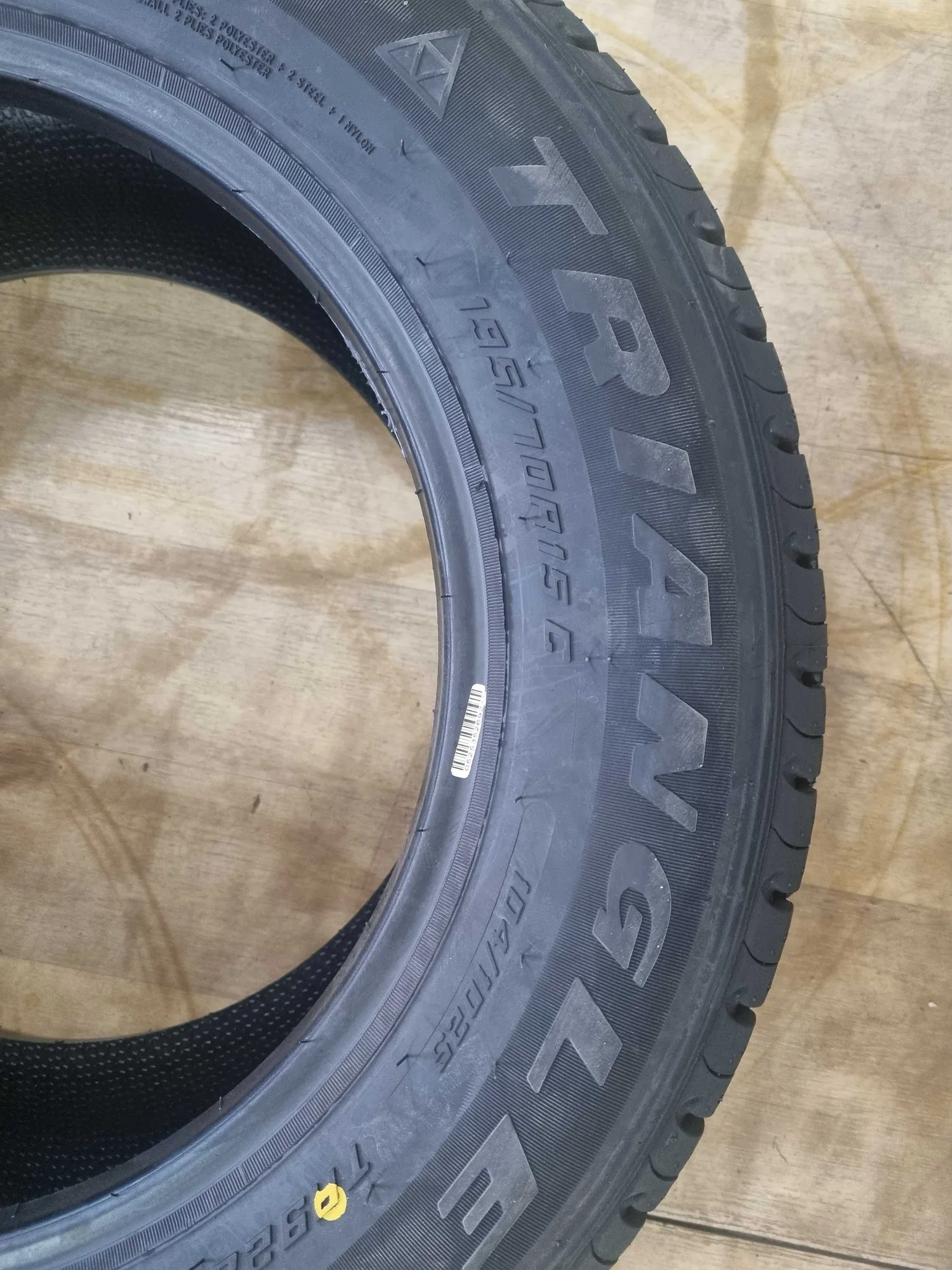 195/70 R15C TR928 104/102S TRIANGLE (2 / 5)