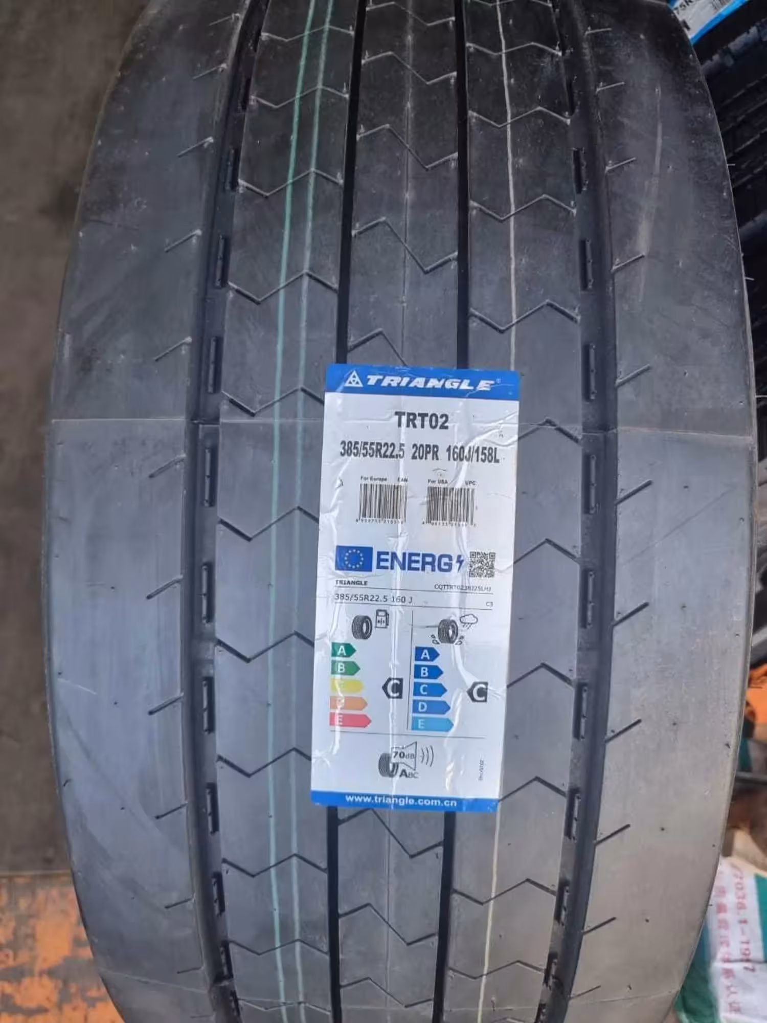 385/55 R22,5 TRT02 TRIANGLE  160/158 J (1 / 3)