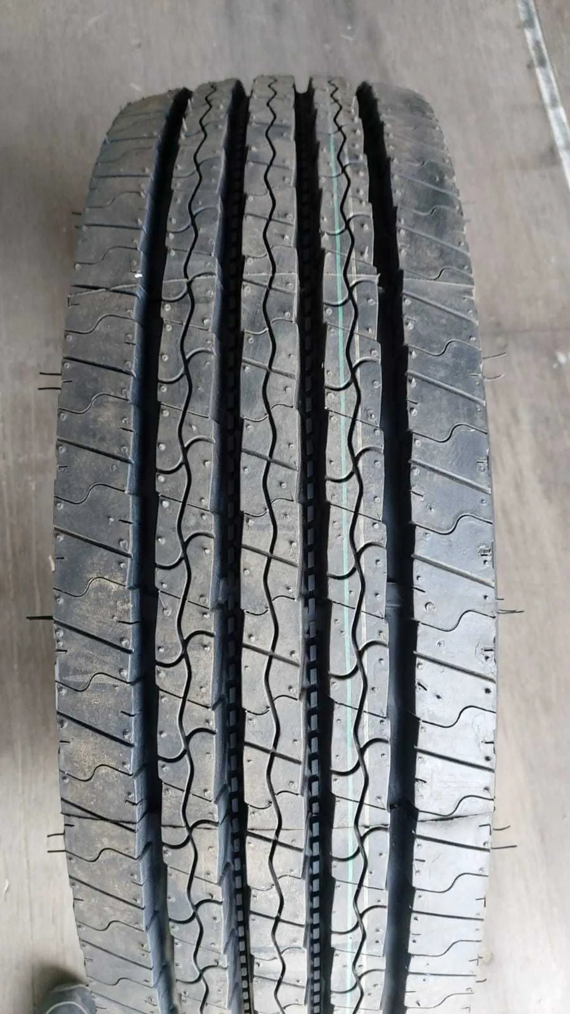 215/75R17.5 18PR TRIANGLE  TR-685 прицеп/рулевая ось (1 / 7)