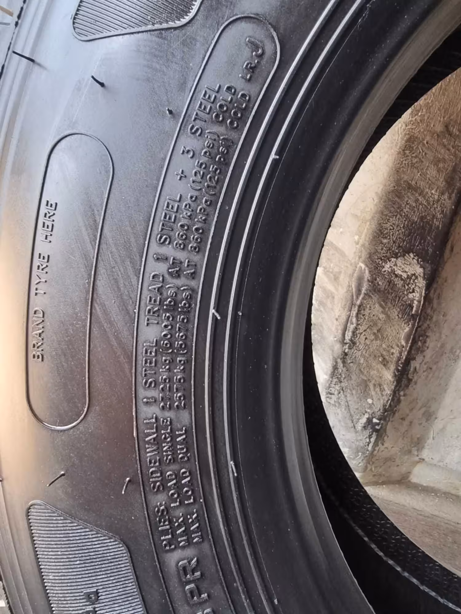 235/75R17.5-18PR TRT03 143/141J  TRIANGLE, в рассрочку (3 / 6)